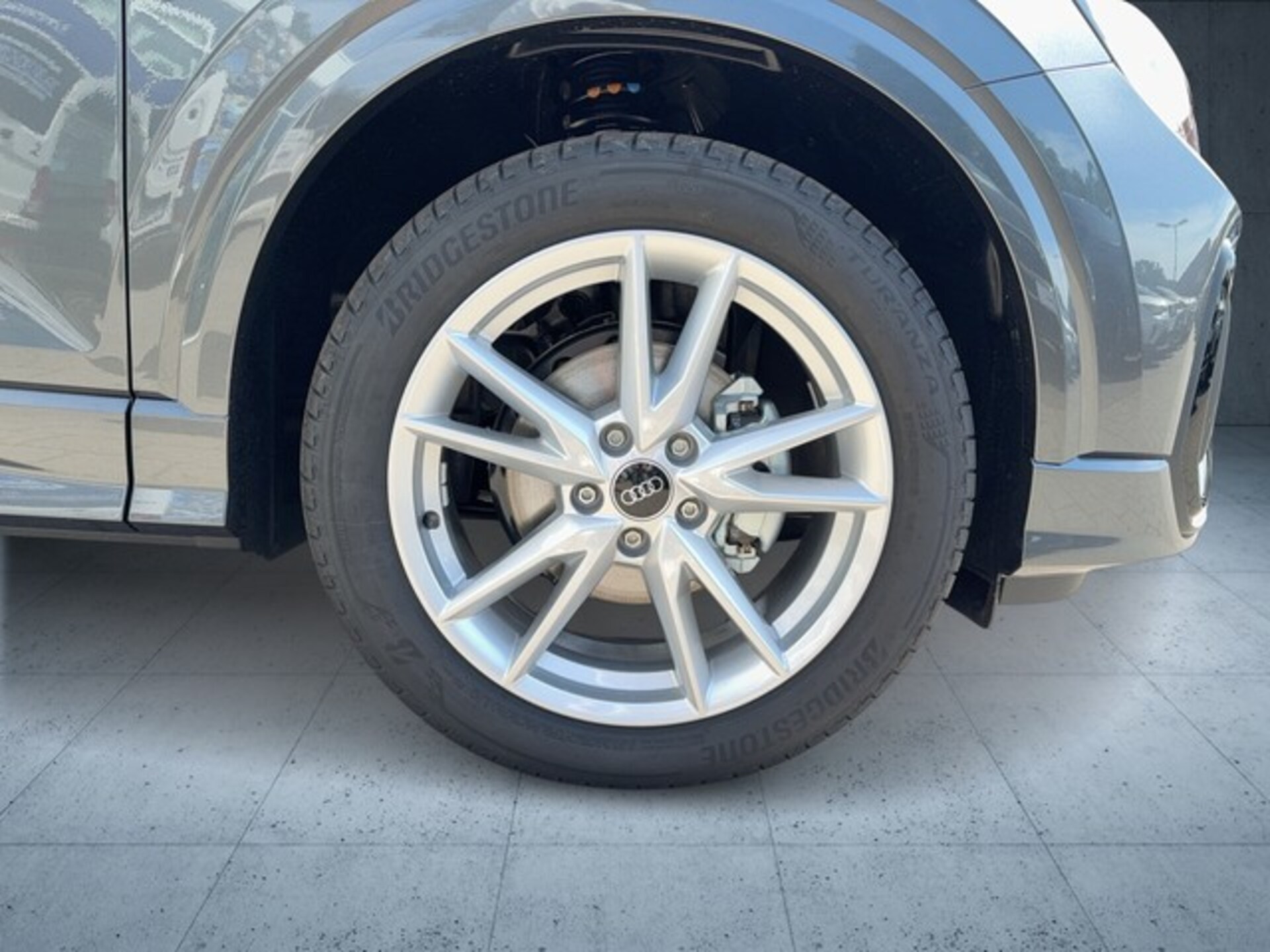 Audi Q2 S line