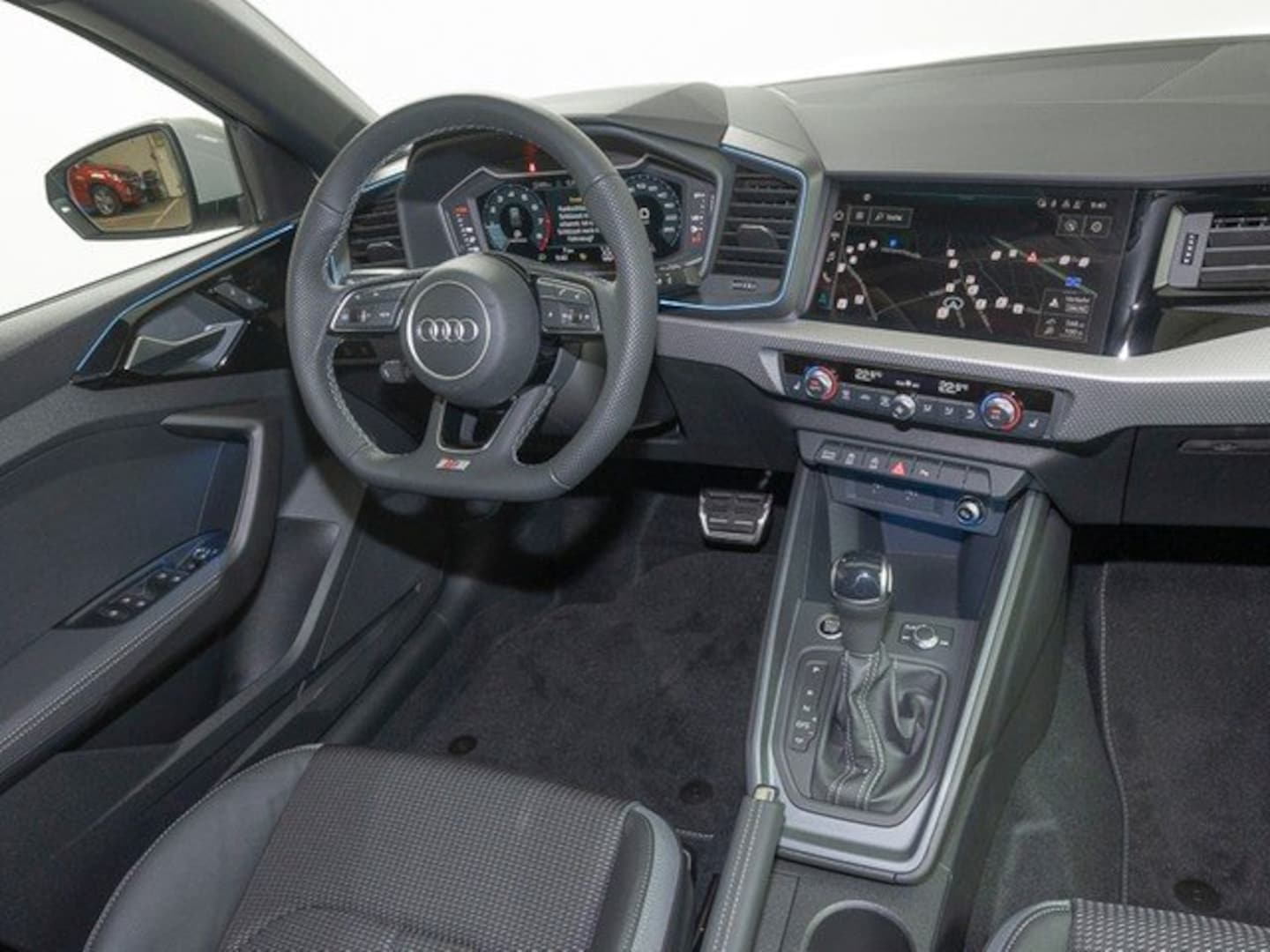 Bild über Audi A1 Sportback S line 35 TFSI S tronic - für weitere Informationen kontaktieren Sie den Audi Partner