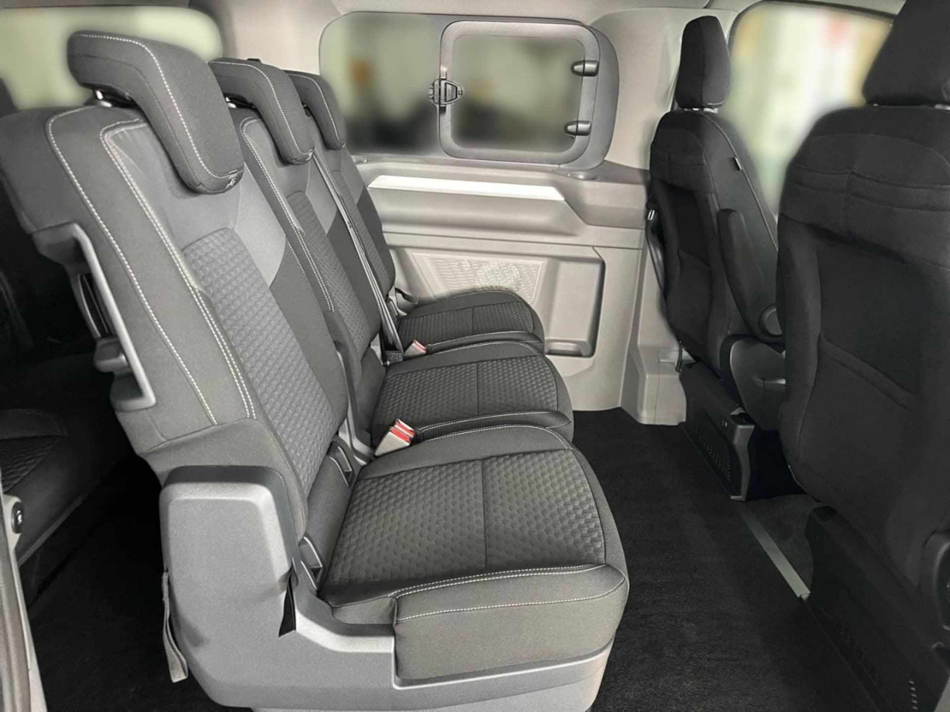 Volkswagen e-Caravelle Life