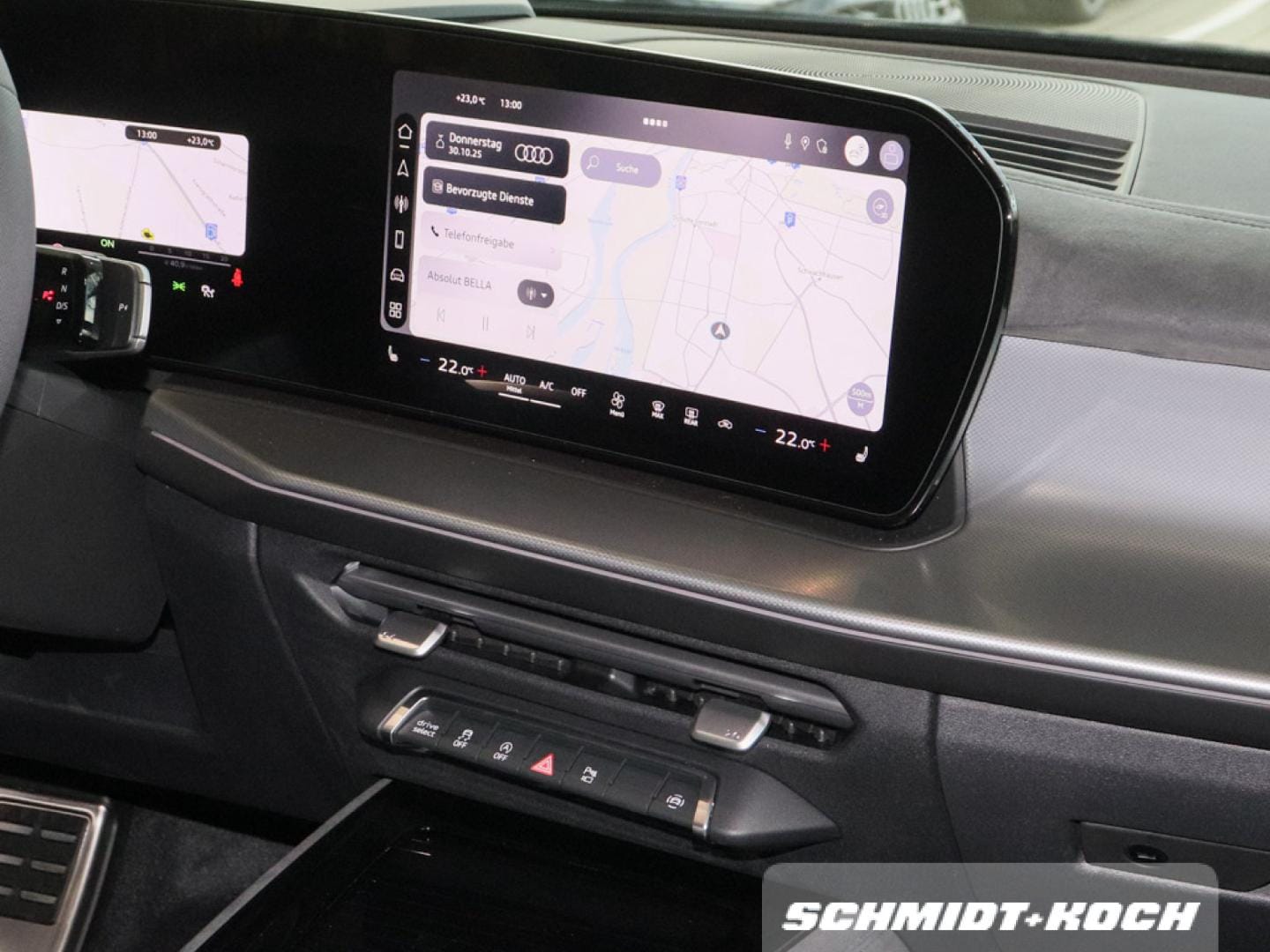 Bild über Audi Q3 SUV TFSI quattro 195 kW S tronic - für weitere Informationen kontaktieren Sie den Audi Partner