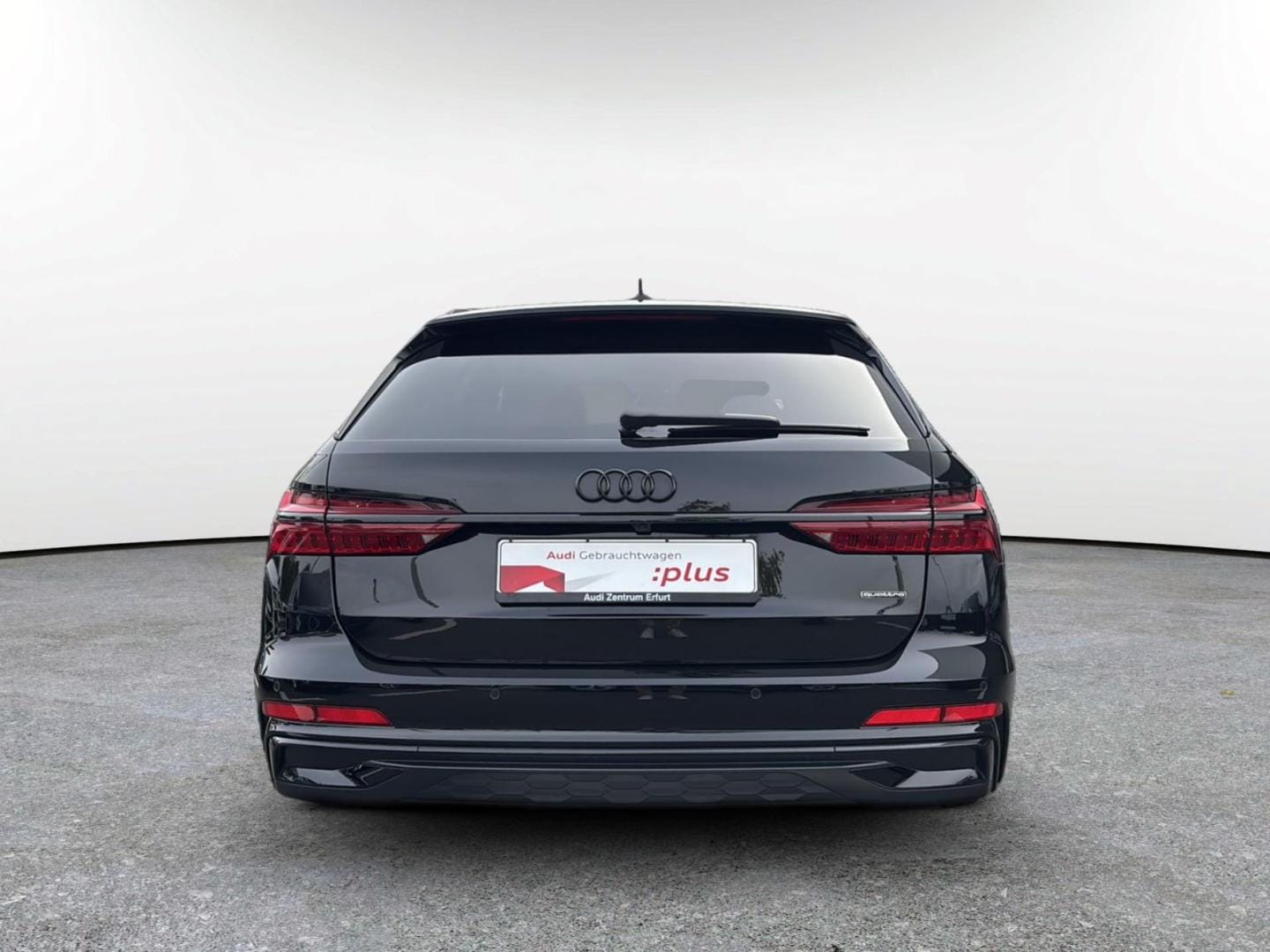 Bild über Audi A6 Avant TFSI e S line 55 TFSI e quattro S tronic - für weitere Informationen kontaktieren Sie den Audi Partner