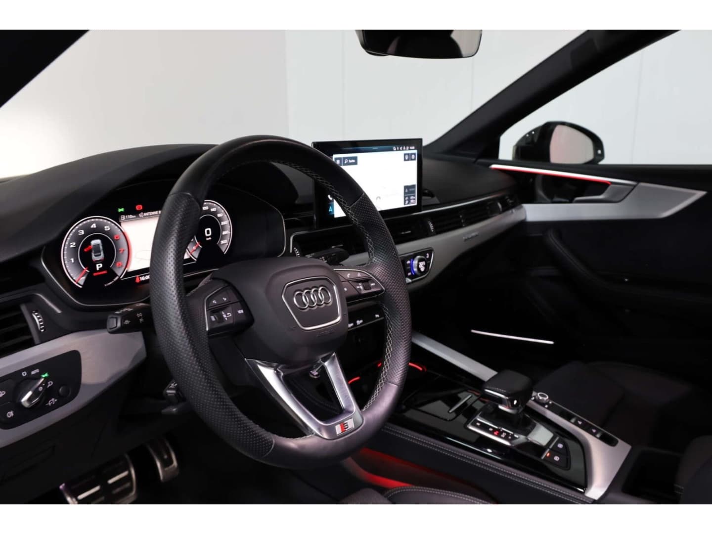 Bild über Audi A5 Cabriolet S line 40 TFSI quattro S tronic - für weitere Informationen kontaktieren Sie den Audi Partner