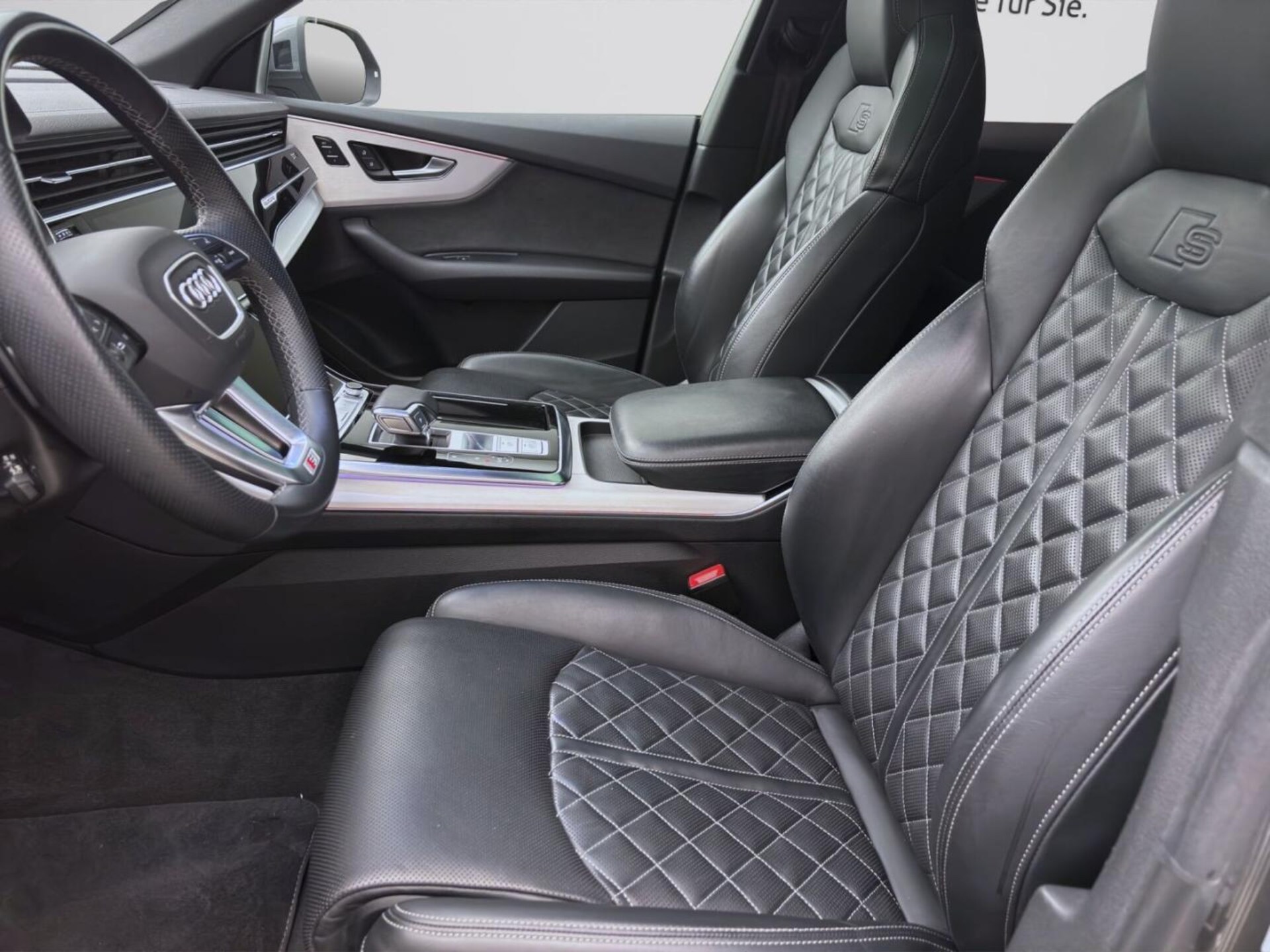 Audi Q8 SUV