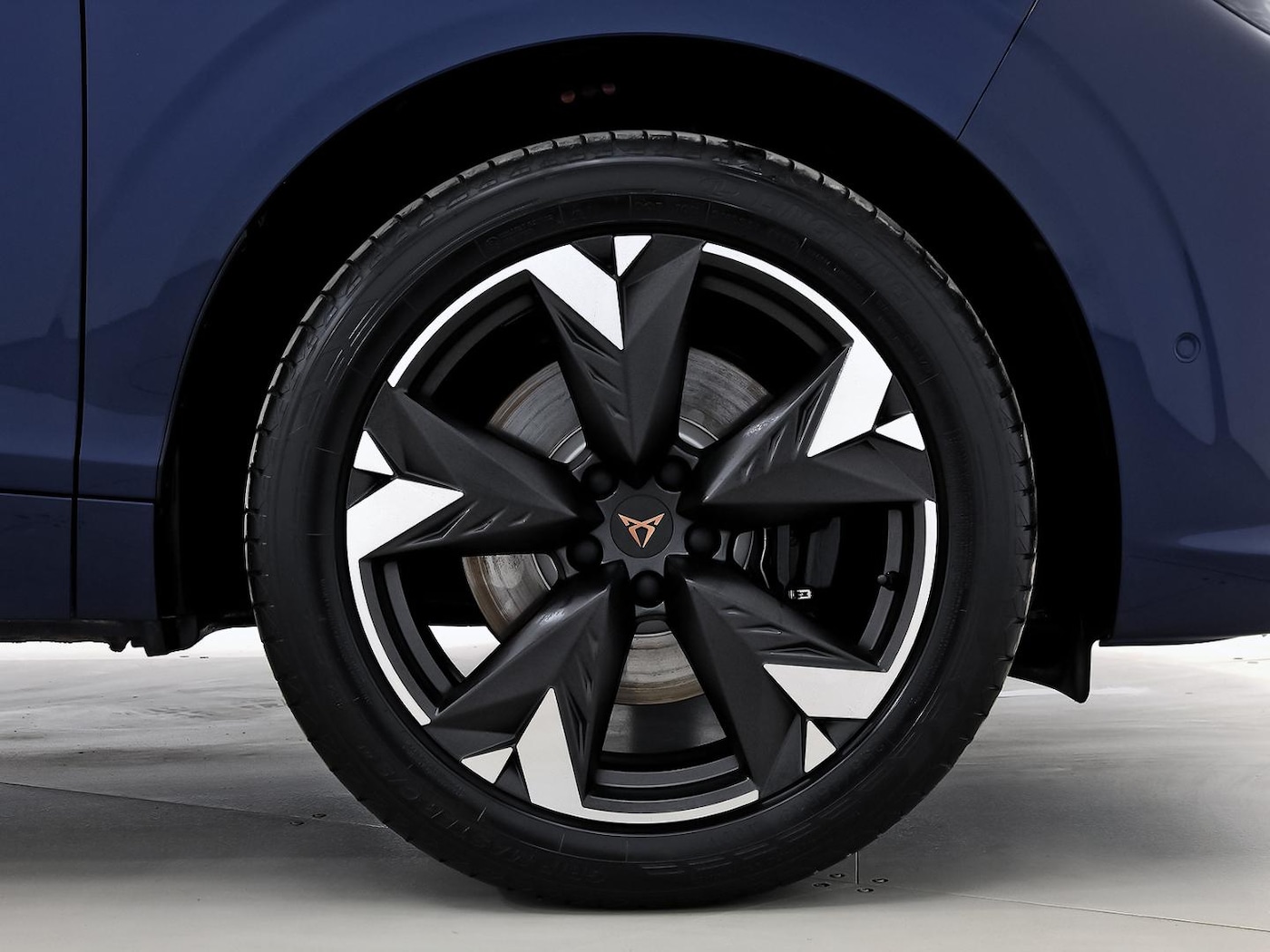 CUPRA Terramar 1.5 TSI e-Hybrid VZ DSG 200 kW (272 CV) — photo 8
