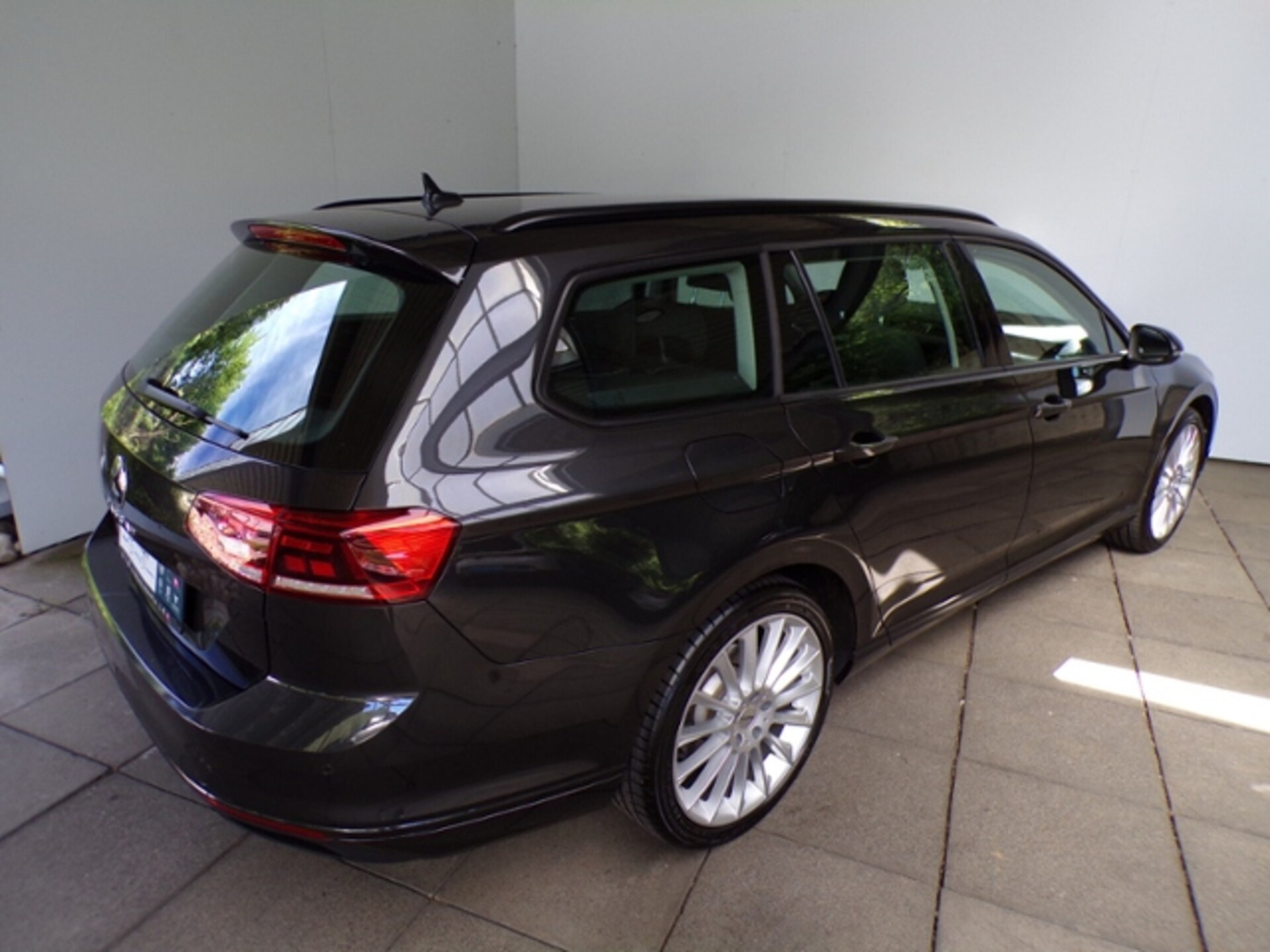 Volkswagen Passat Variant Basis-Modell