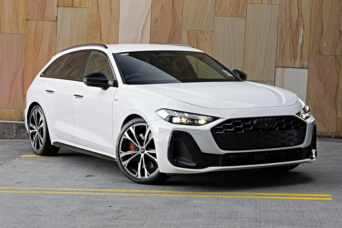Image about Audi A5 Avant TFSI e e-hybrid quattro 270 kW S tronic