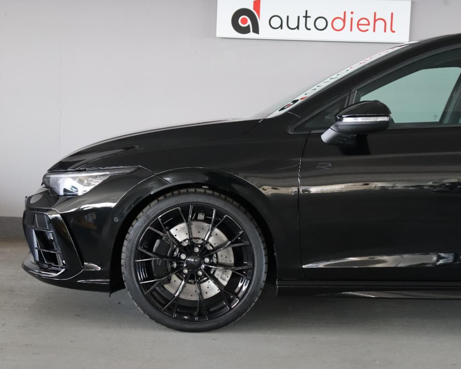 Volkswagen Golf R Black Edition
