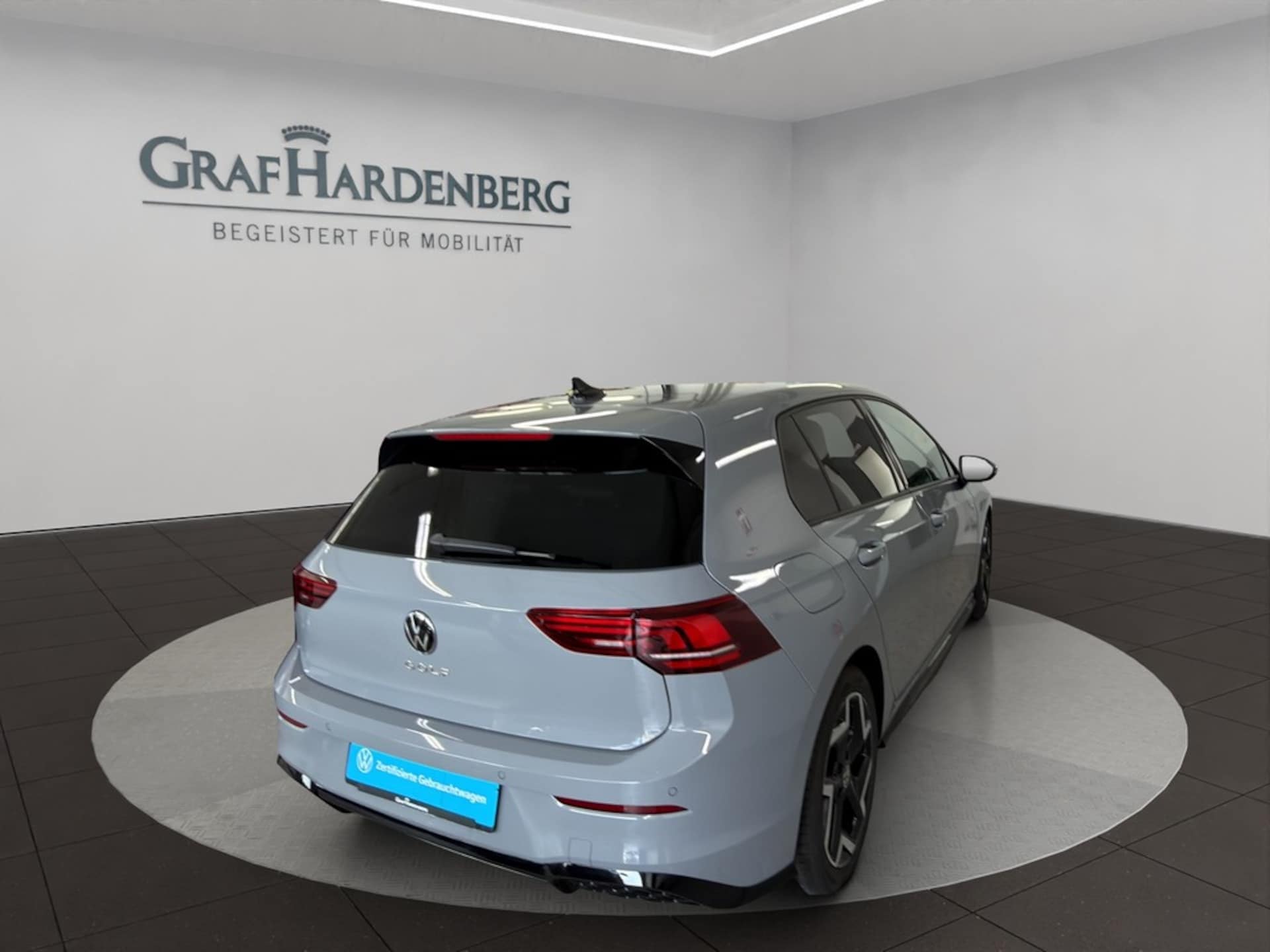 Volkswagen Golf R-Line