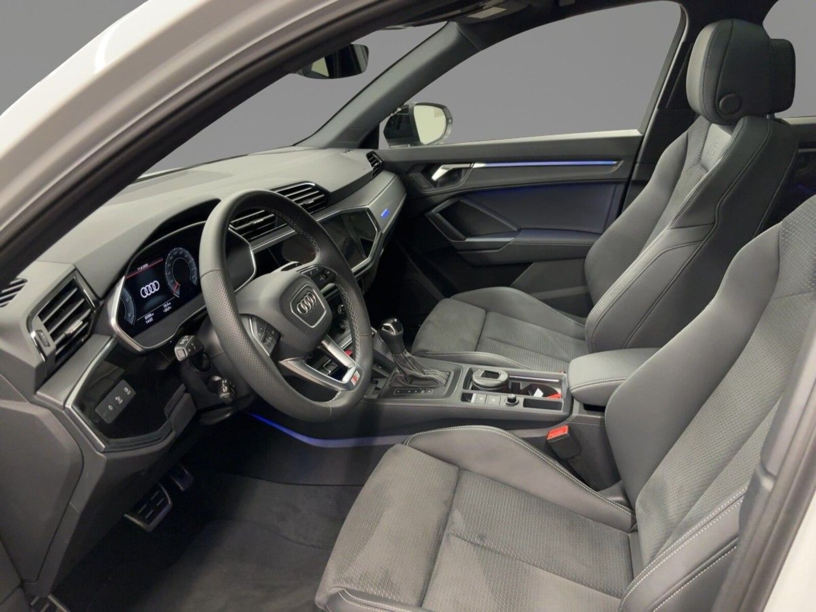 Audi Q3 – Bild 9