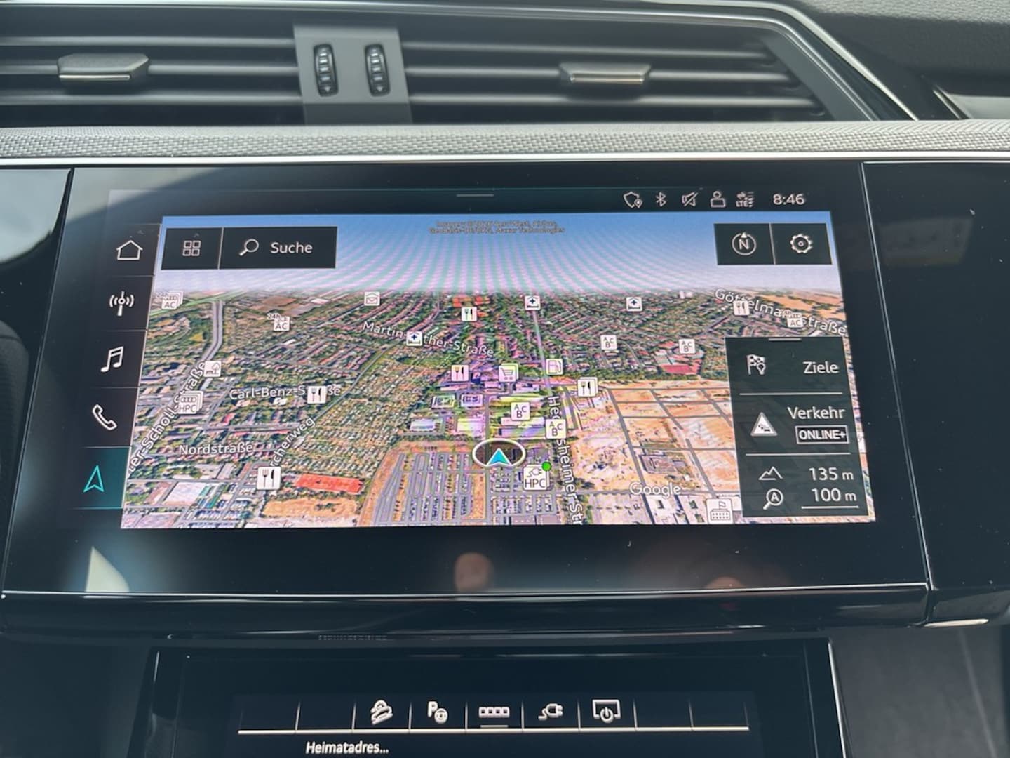 Bild über Audi Q8 Sportback e-tron S line 55 e-tron quattro - für weitere Informationen kontaktieren Sie den Audi Partner