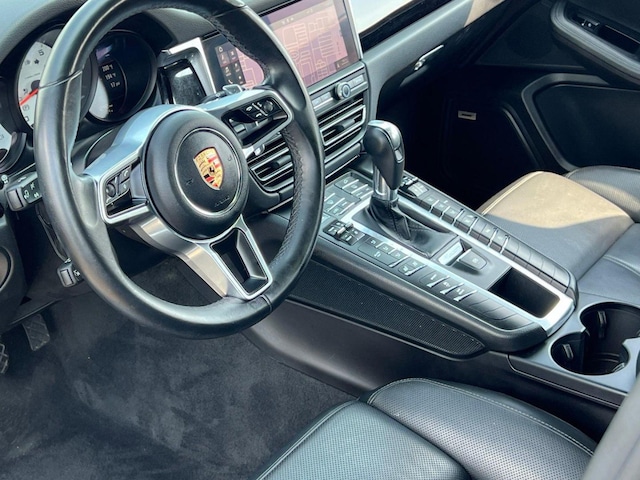 2020 Porsche Macan
