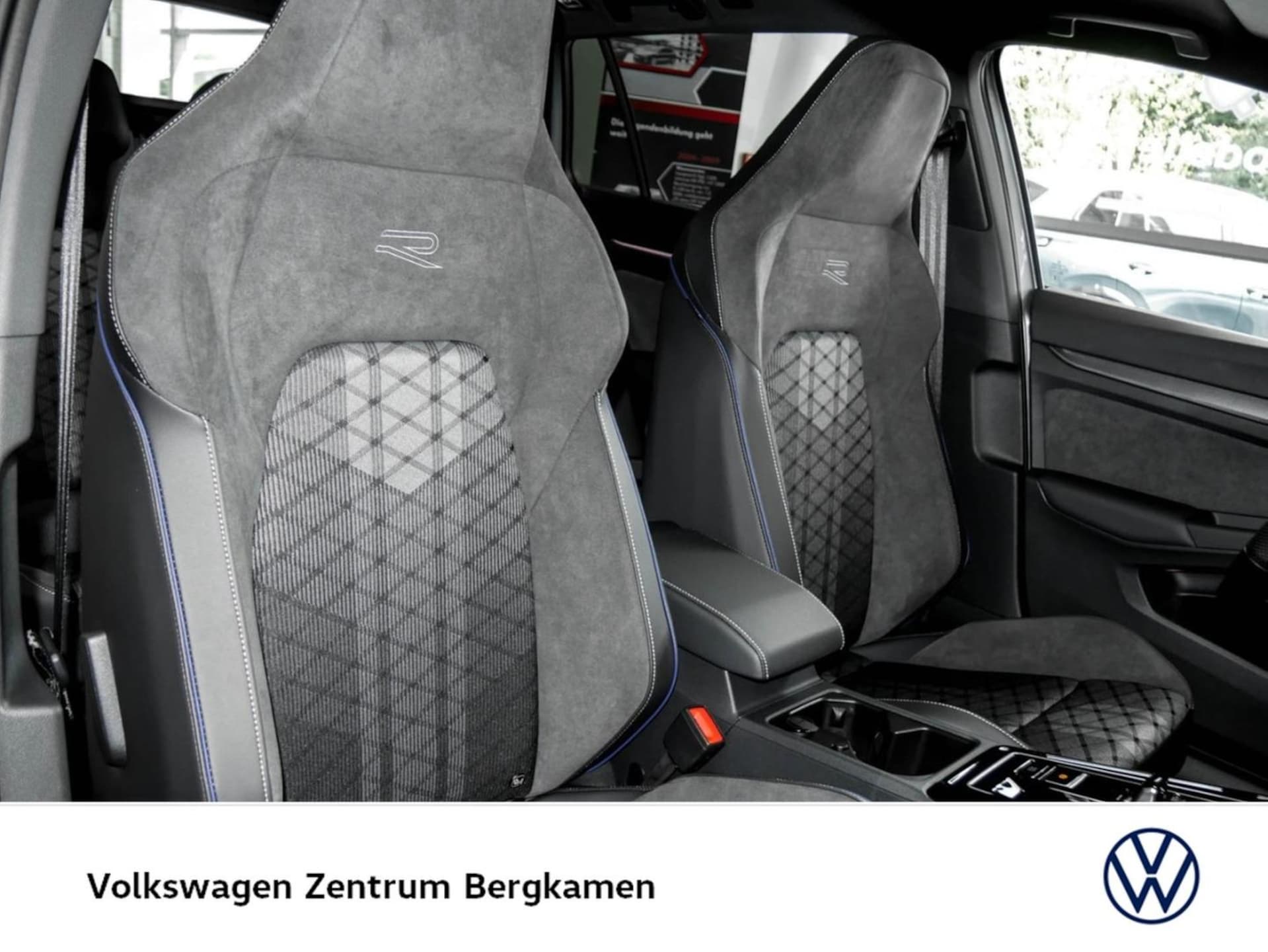 Volkswagen Golf Variant R-Line