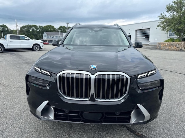 2024 BMW X7