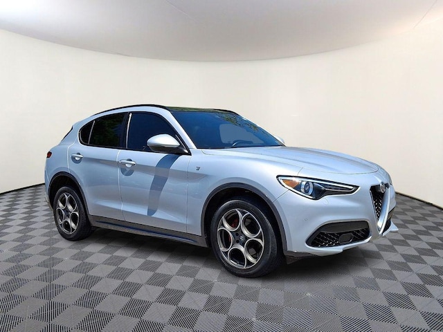 2023 Alfa Romeo Stelvio