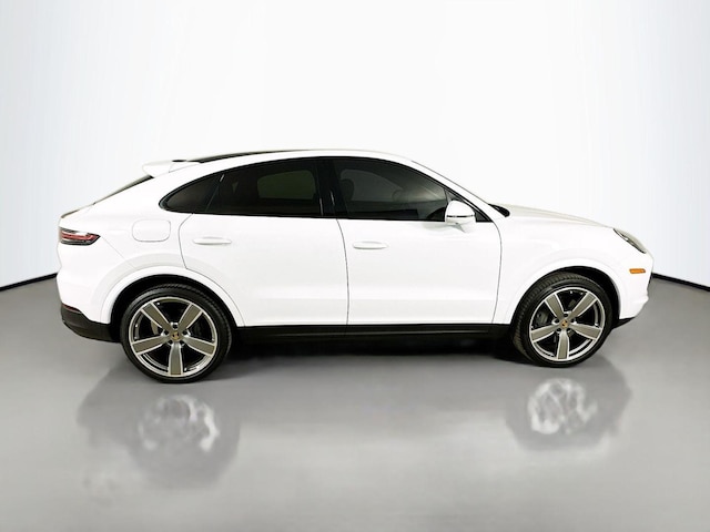2022 Porsche Cayenne Coupé