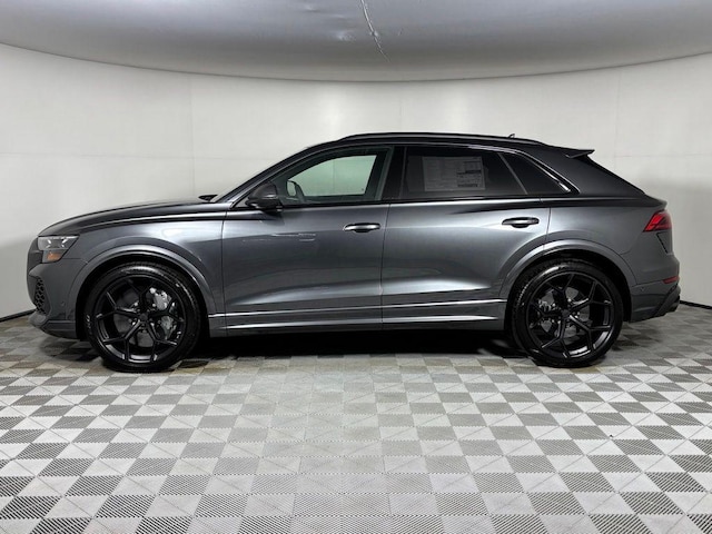 2026 Audi RS Q8 SUV performance