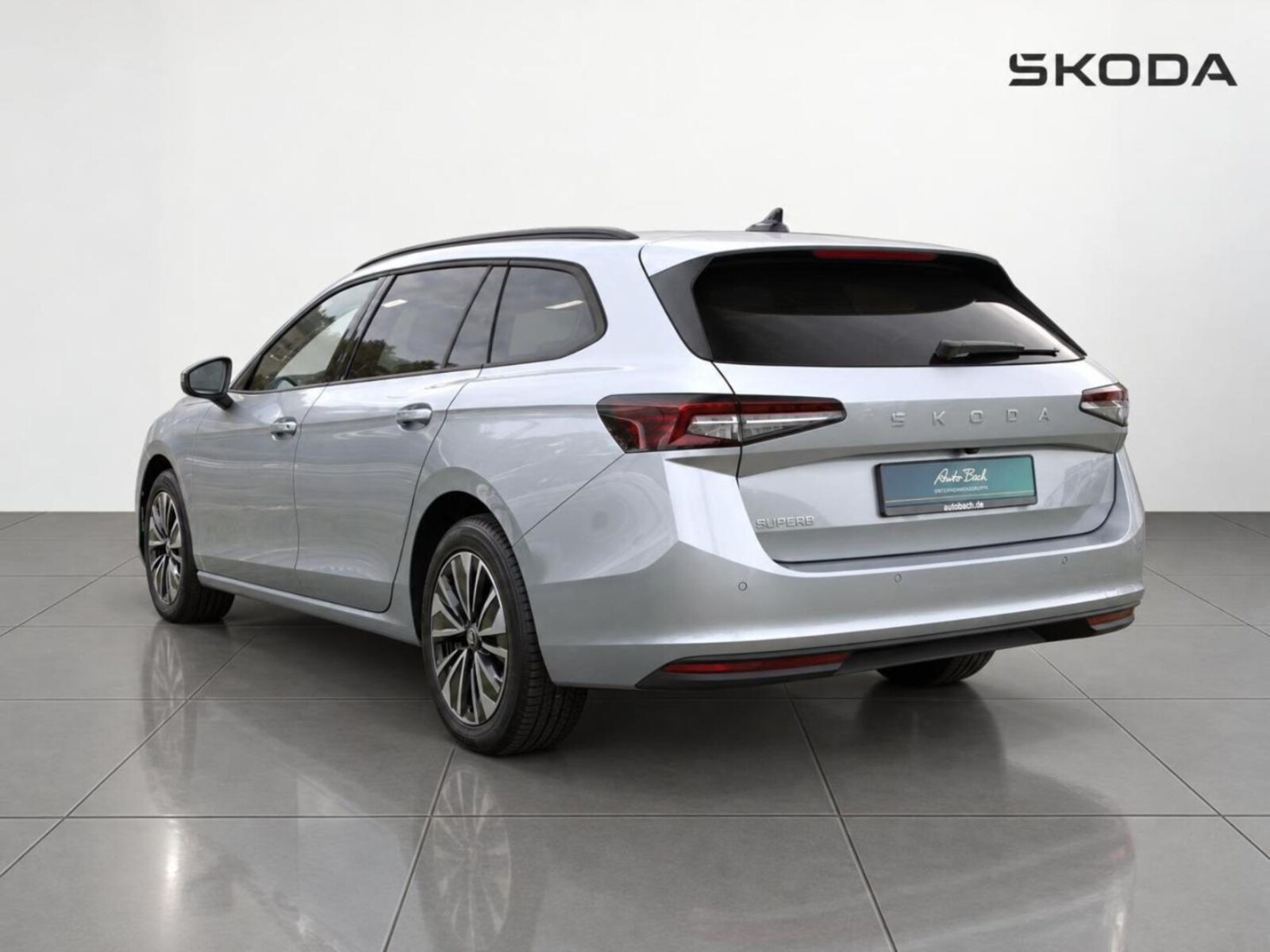 Škoda Superb Combi – Bild 7