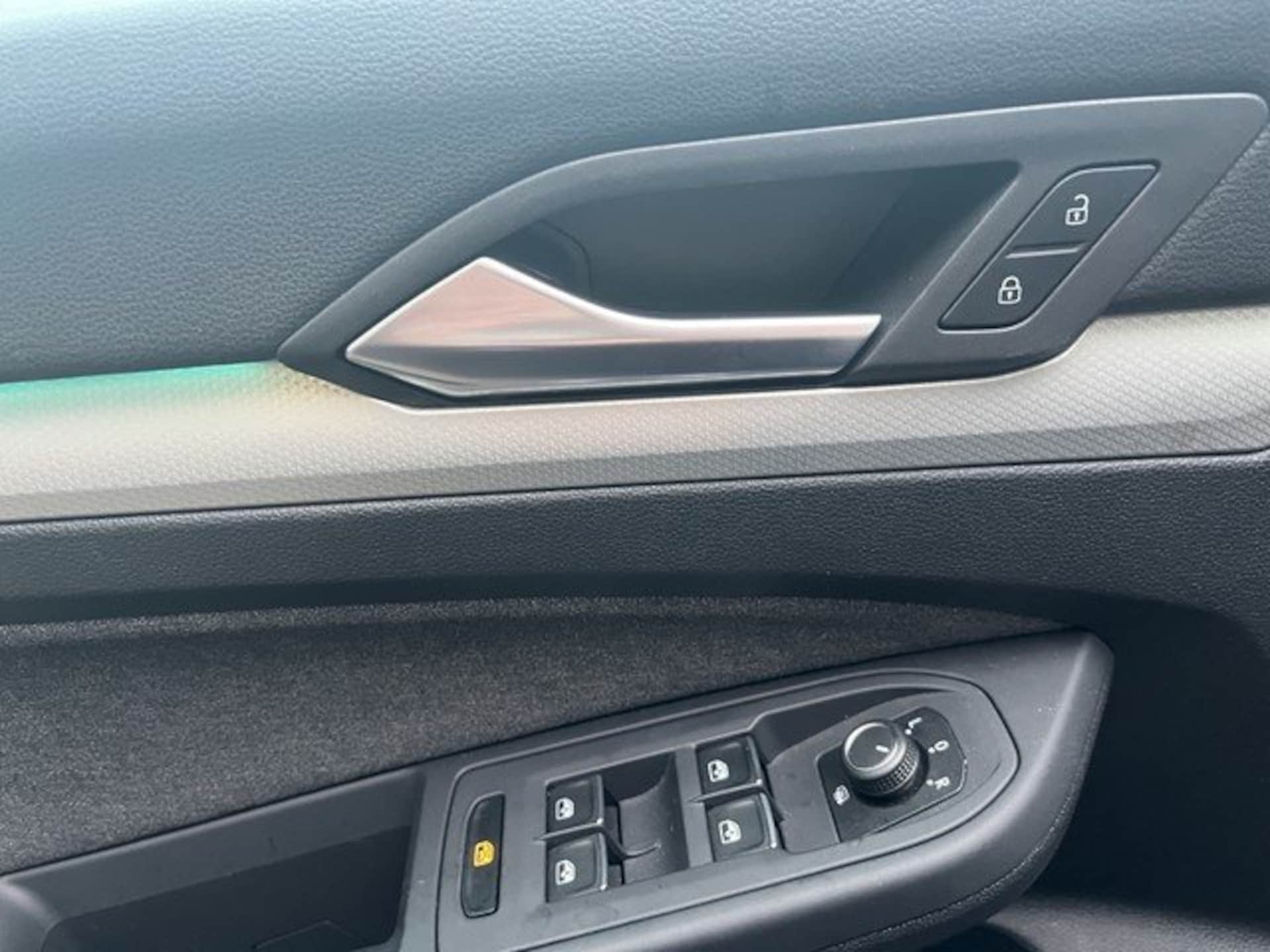 Volkswagen Golf MOVE