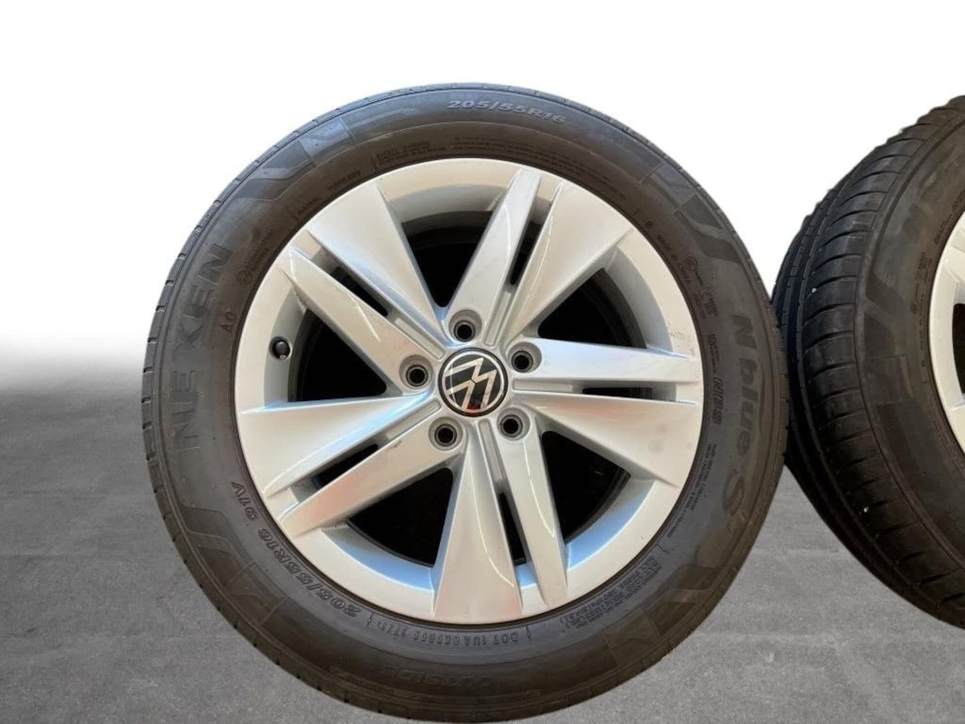 Volkswagen Golf Life
