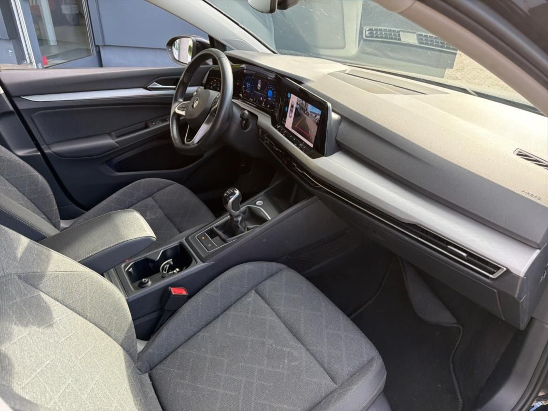 Volkswagen Golf Life