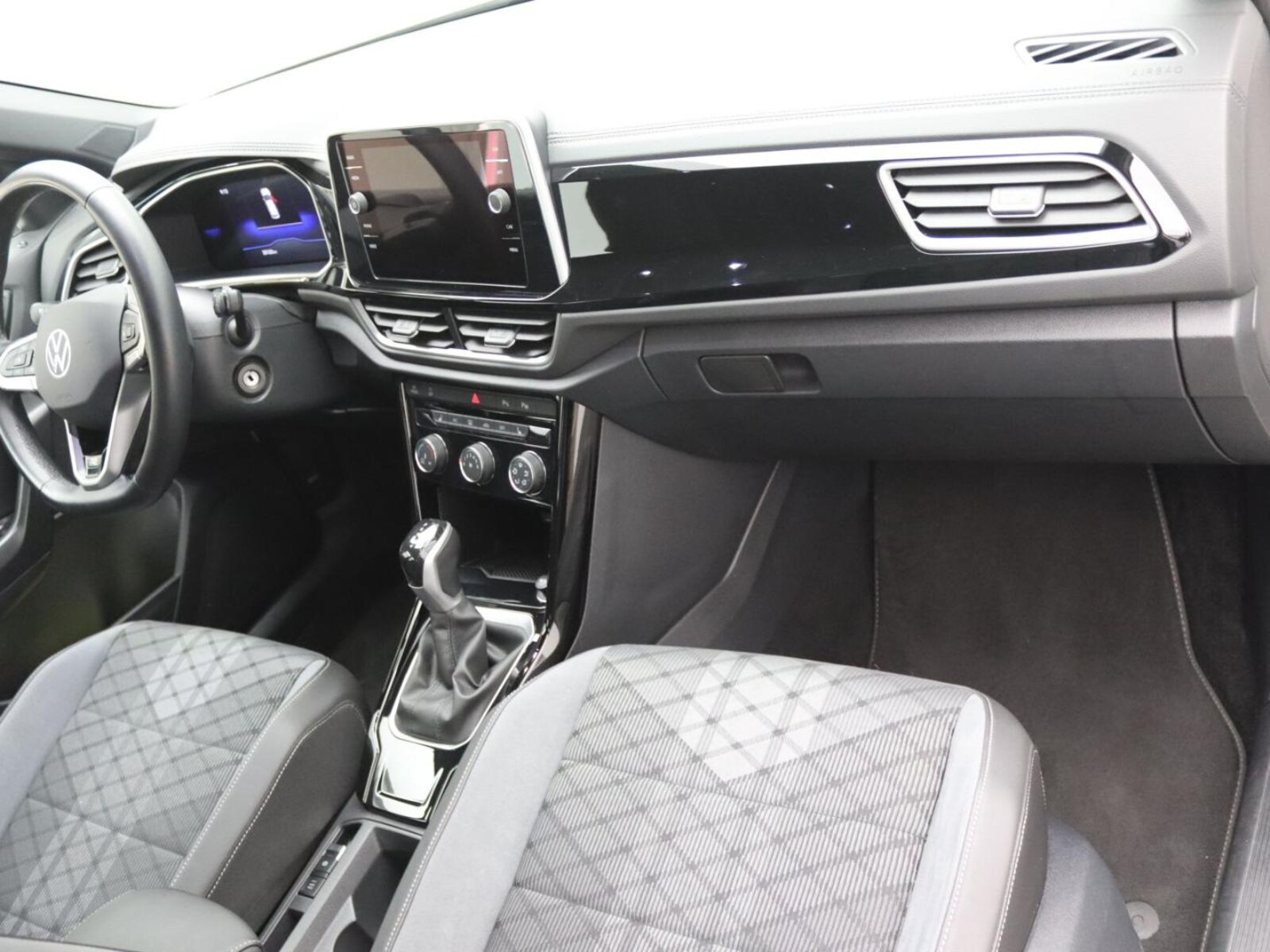 Volkswagen T-Roc – Bild 10