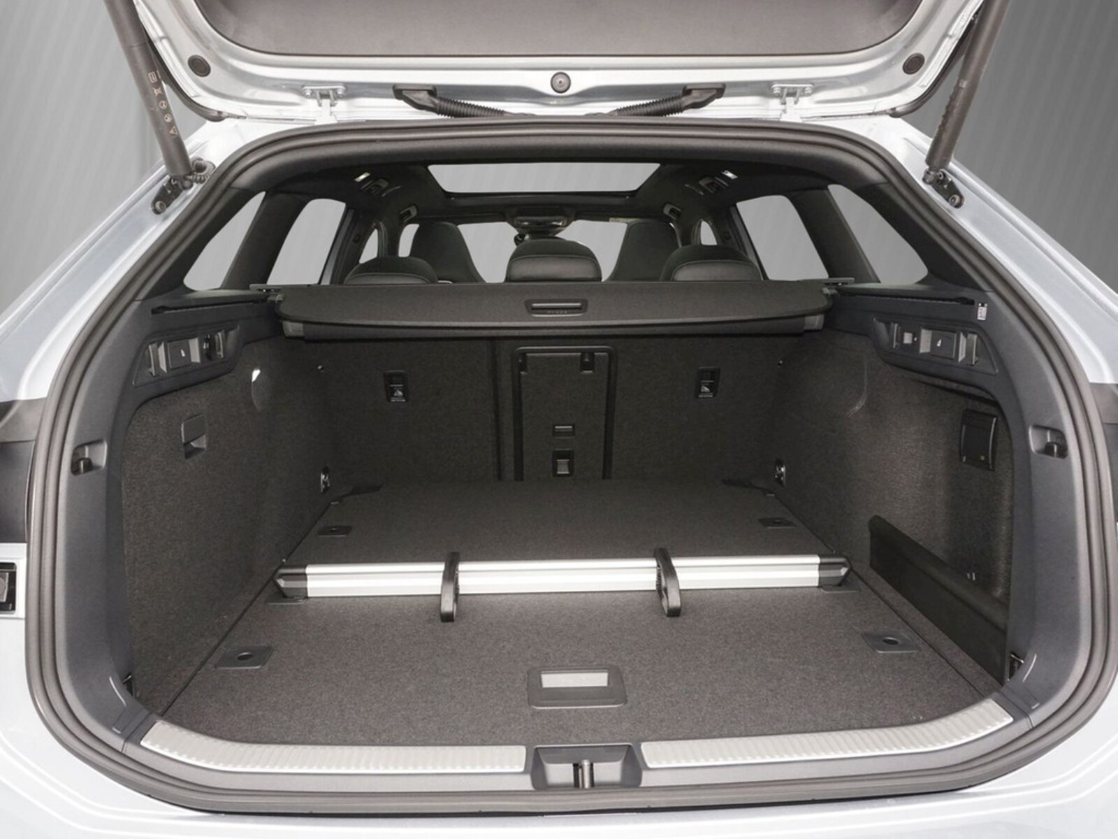 Volkswagen Passat – Bild 6