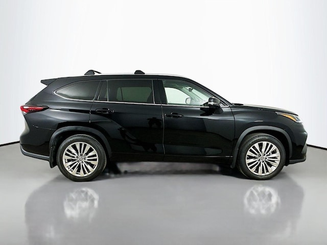 2024 Toyota Highlander