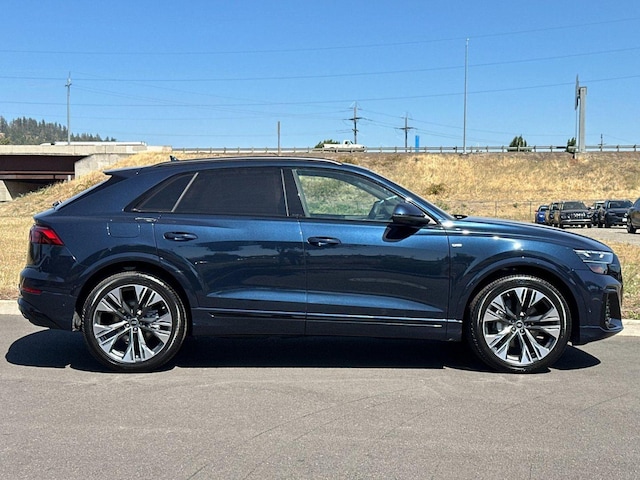 2026 Audi Q8