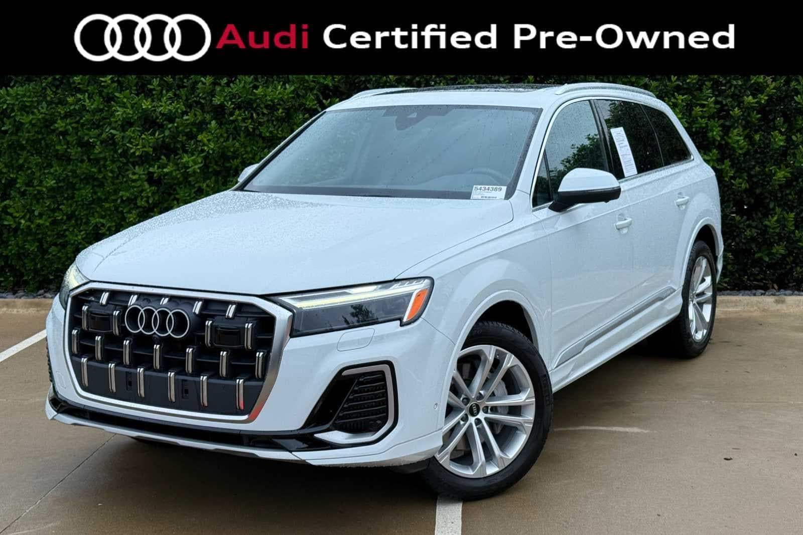 2025 Audi Q7 55 Premium Plus quattro Tiptronic's photo