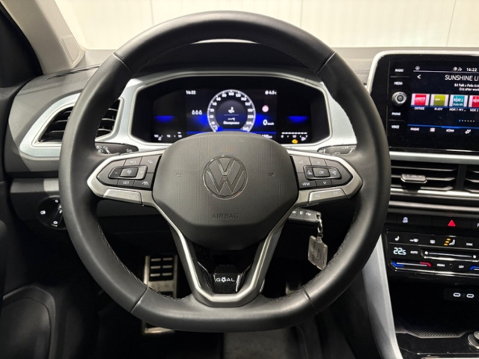 Volkswagen T-Roc – Bild 12