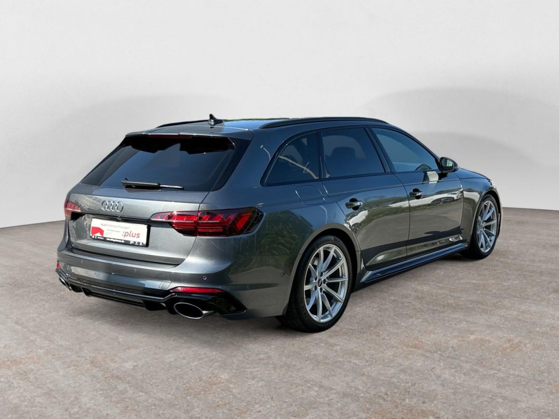 Audi RS 4 Avant