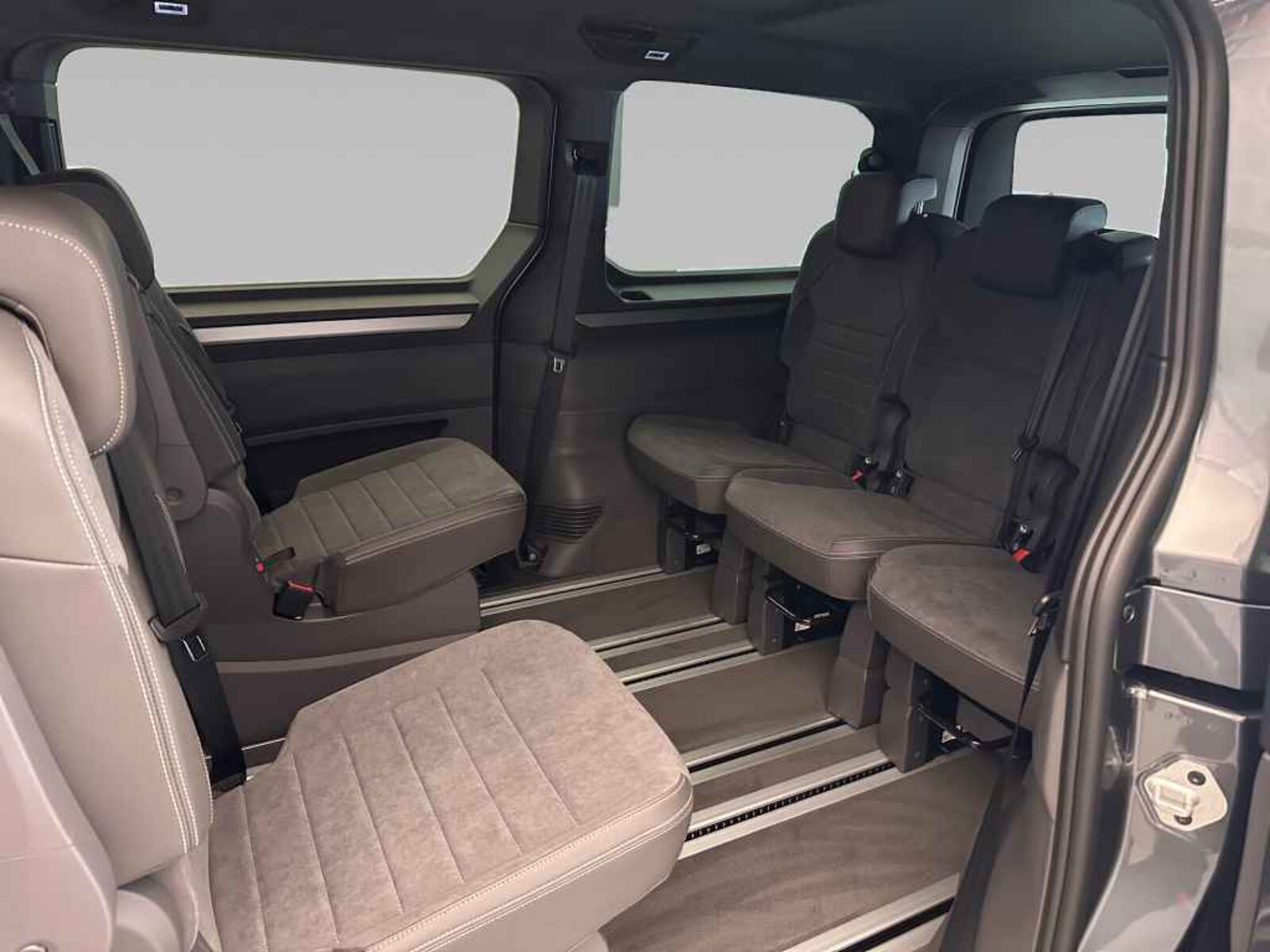 Volkswagen Multivan Langversion – Bild 12
