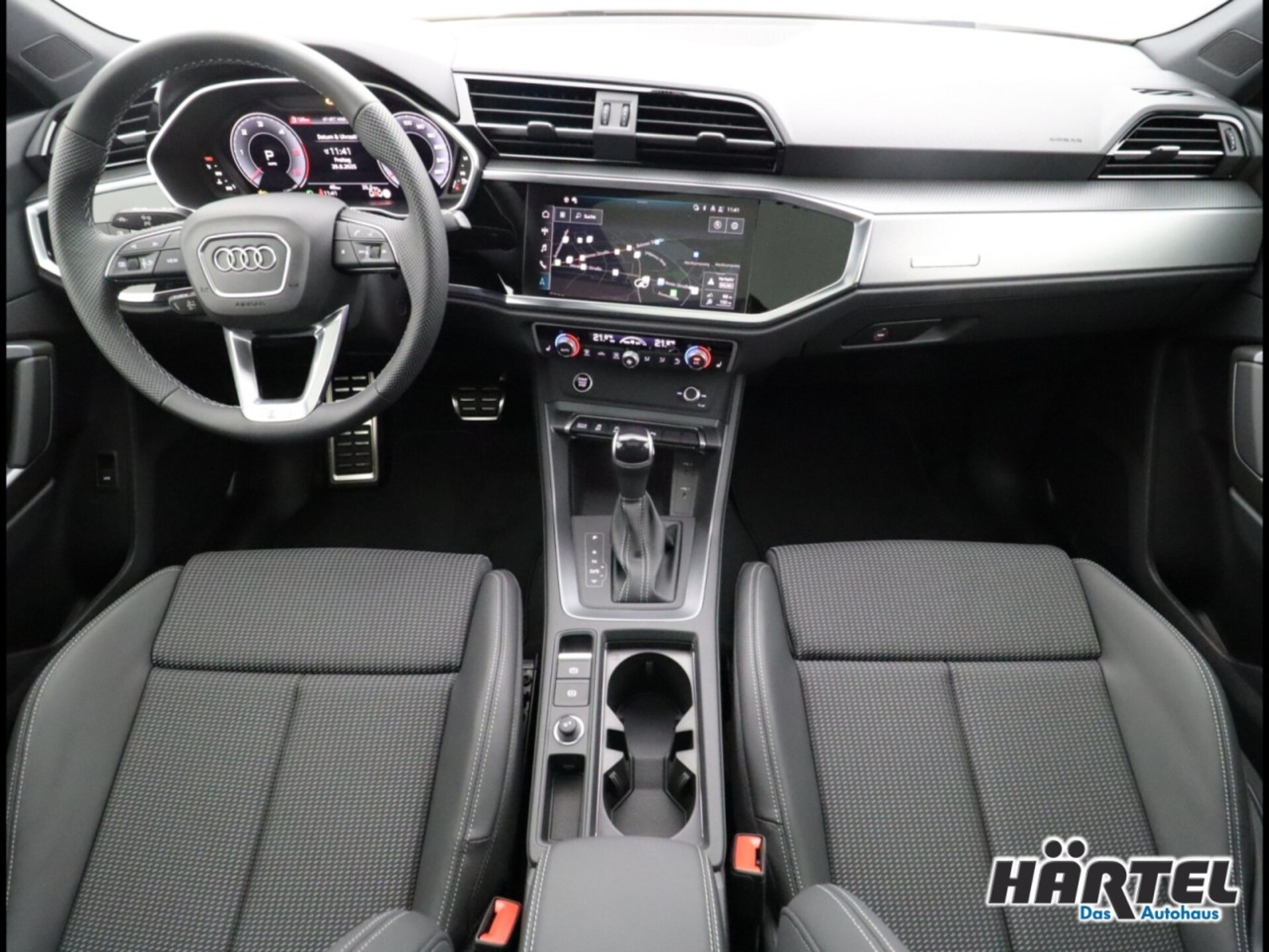 Audi Q3 Sportback S line