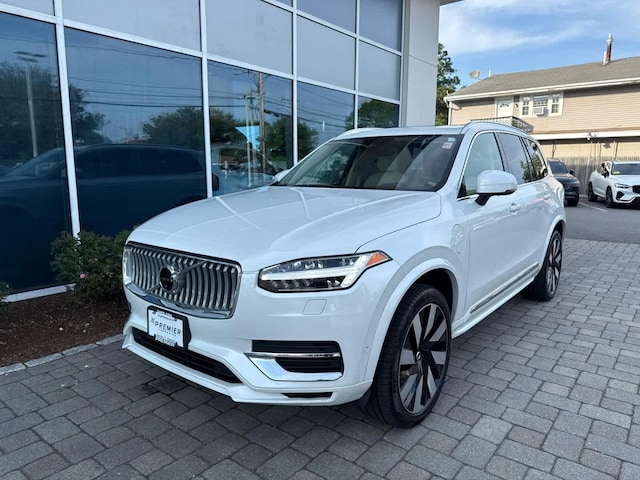 2023 Volvo XC90 Recharge Plug-In Hybrid