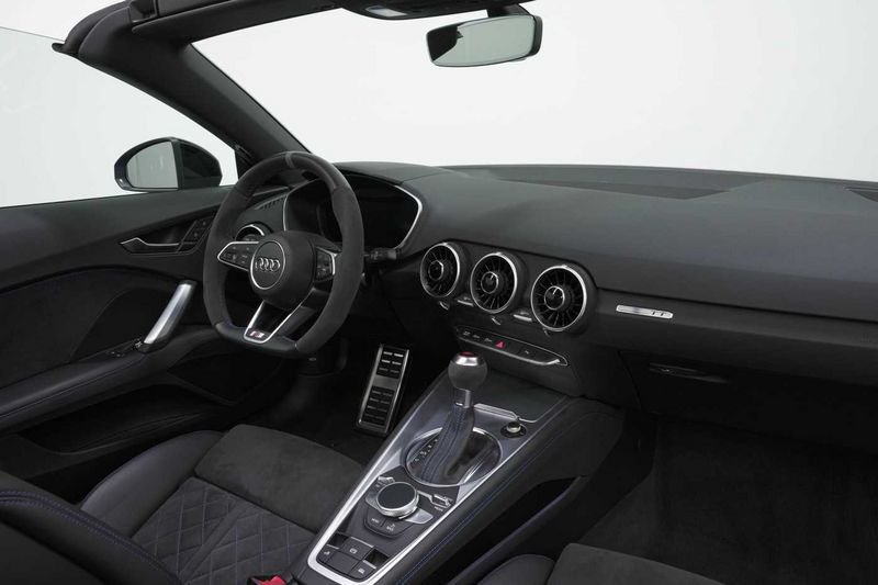 Image about Audi TT Roadster 40 TFSI 145 kW (197 CV) S tronic