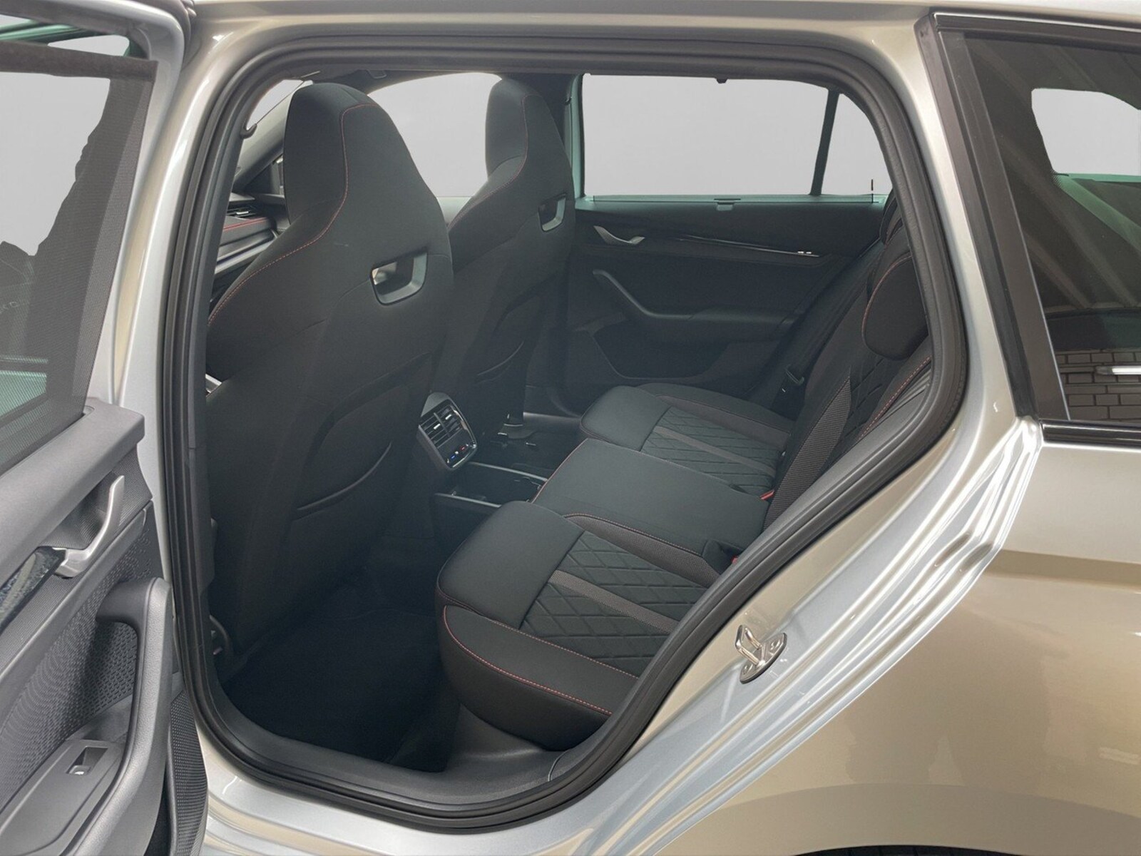 Škoda Octavia Combi – Bild 12