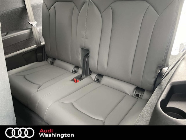 2026 Audi Q7 Premium Plus - Photo 20