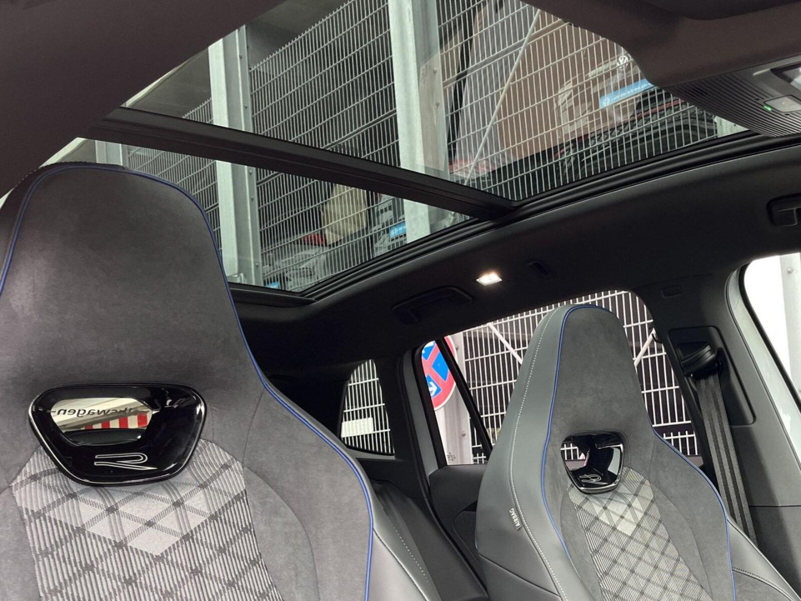 Volkswagen Tiguan – Bild 13