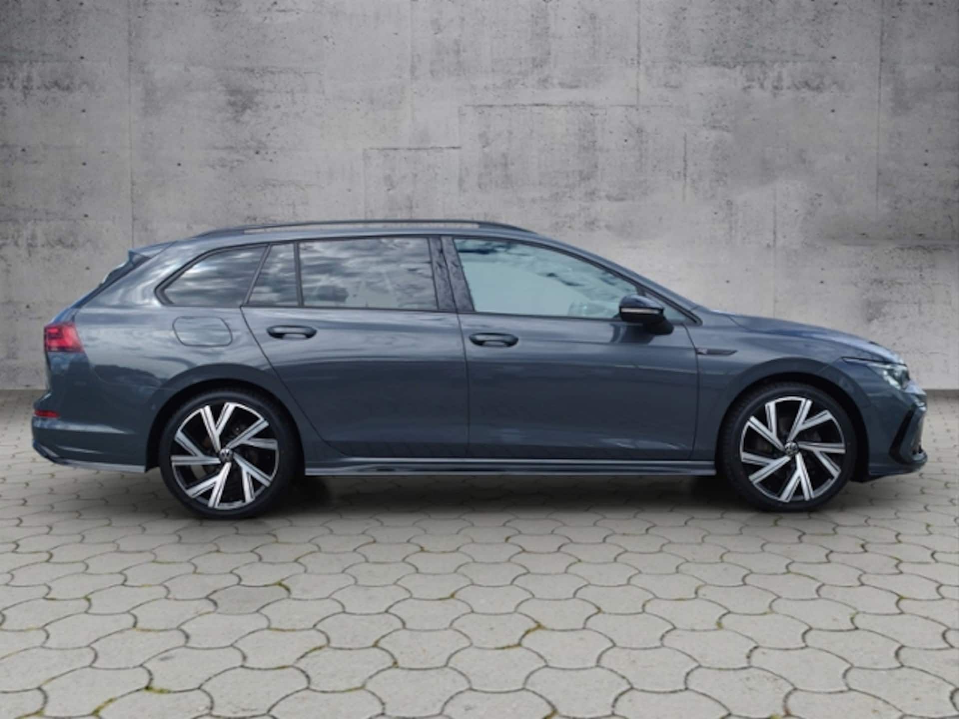 Volkswagen Golf Variant R-Line