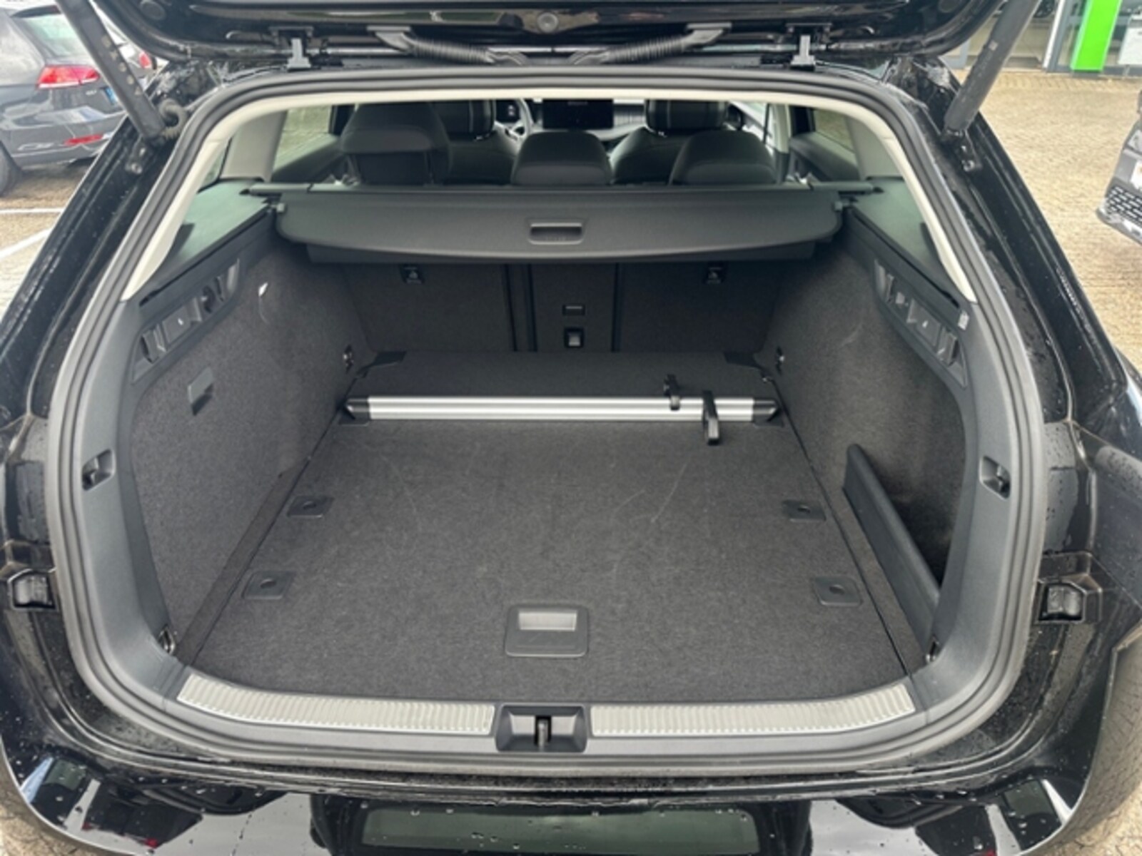 Škoda Superb Combi – Bild 16