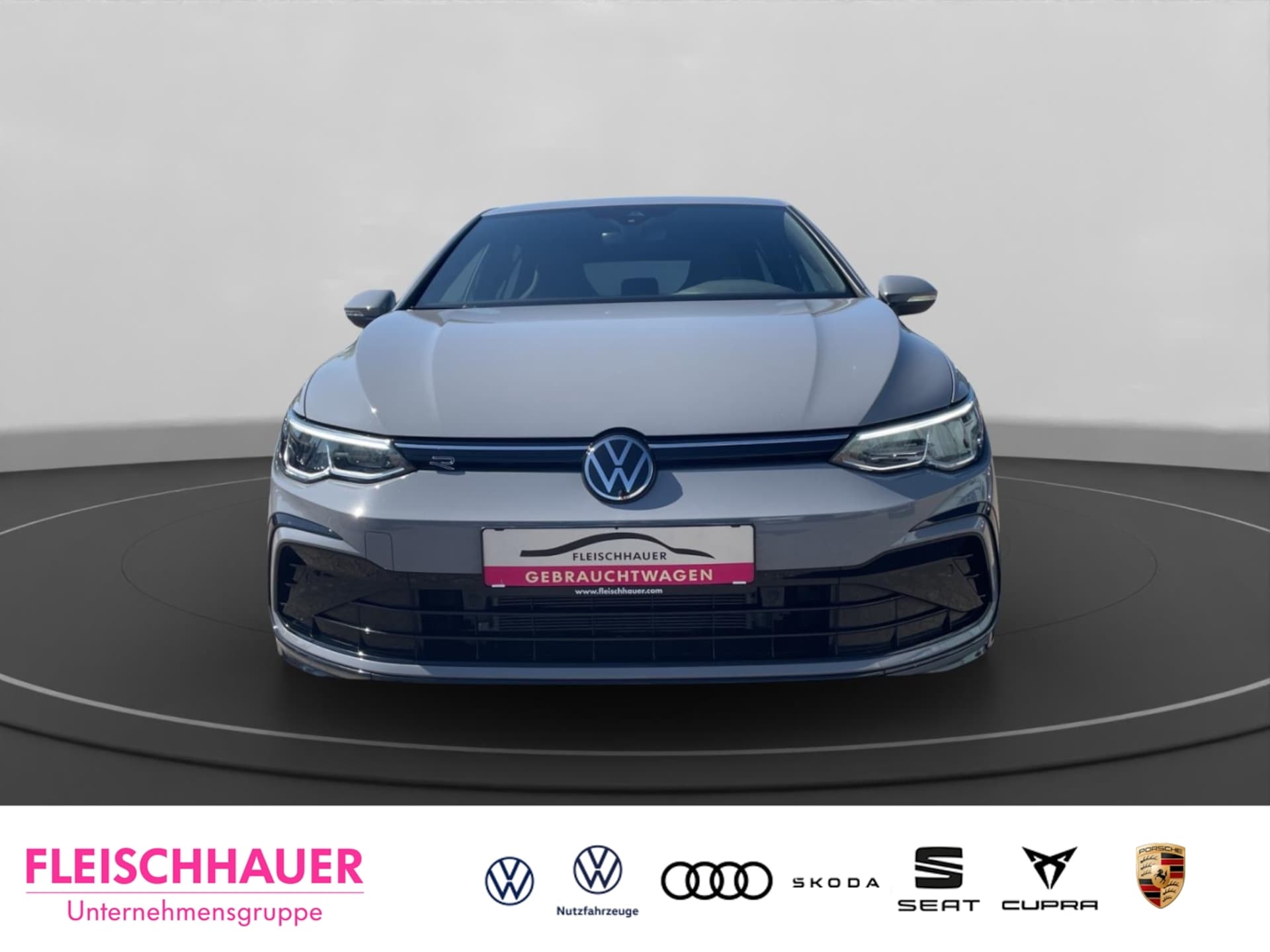 Volkswagen Golf R-Line