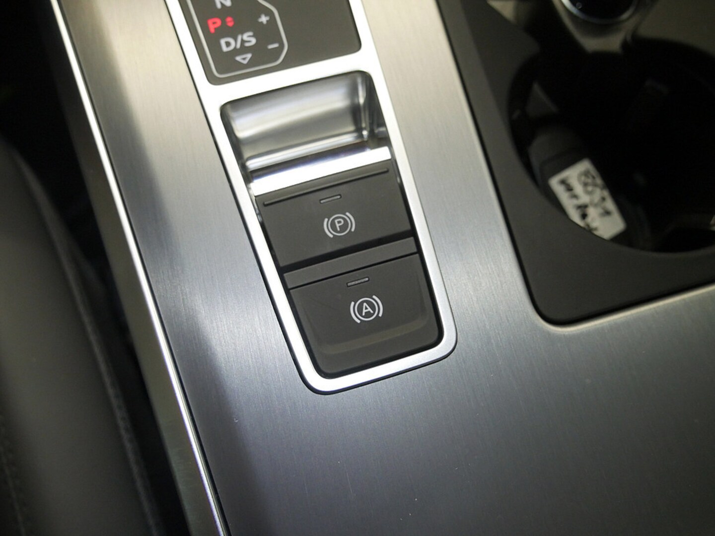 Bild über Audi S6 Avant TDI quattro tiptronic - für weitere Informationen kontaktieren Sie den Audi Partner