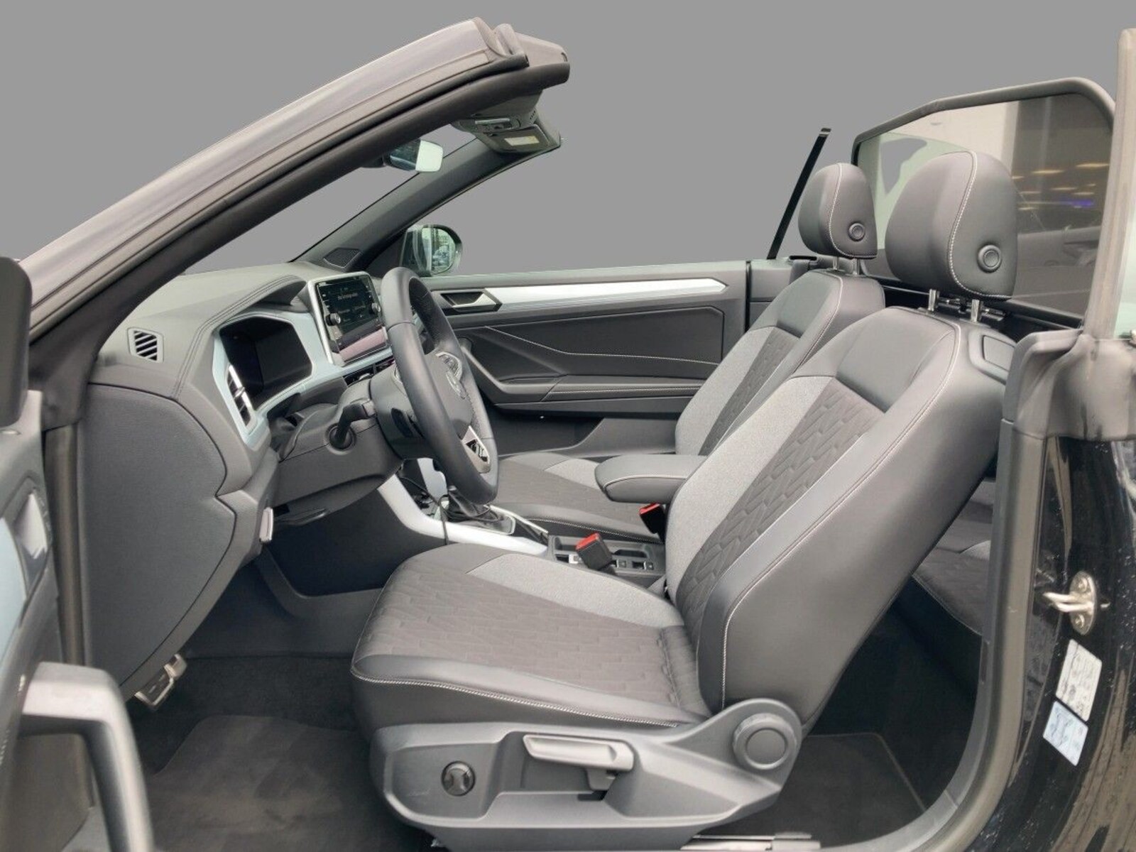 Volkswagen T-Roc Cabriolet – Bild 7