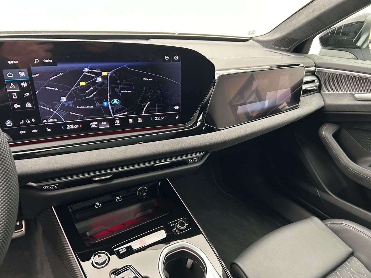 Bild über Audi A6 Avant e-hybrid edition one e-hybrid quattro 270 kW S tronic - für weitere Informationen kontaktieren Sie den Audi Partner