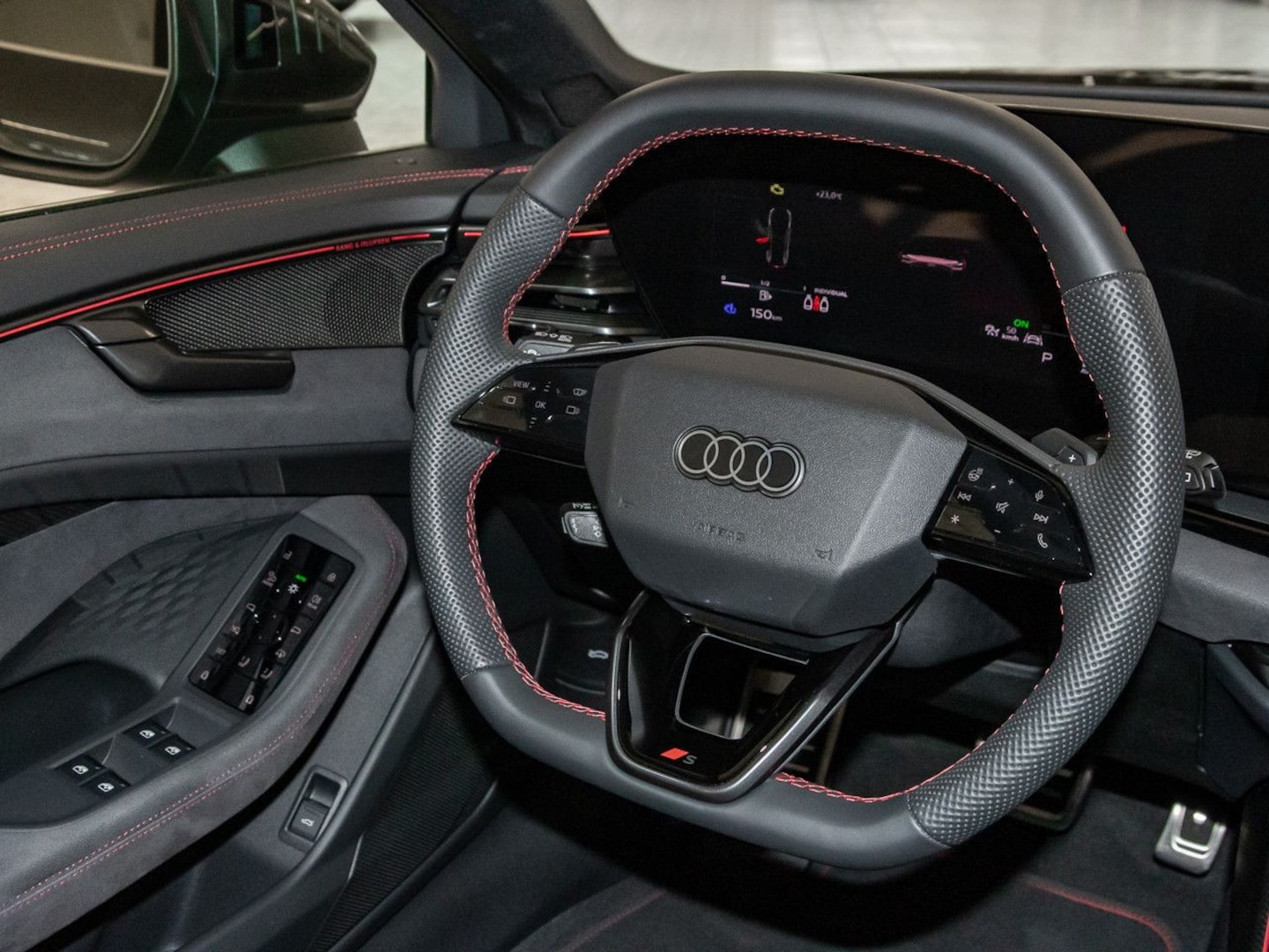 Bild über Audi A6 Avant TFSI quattro 270 kW S tronic - für weitere Informationen kontaktieren Sie den Audi Partner