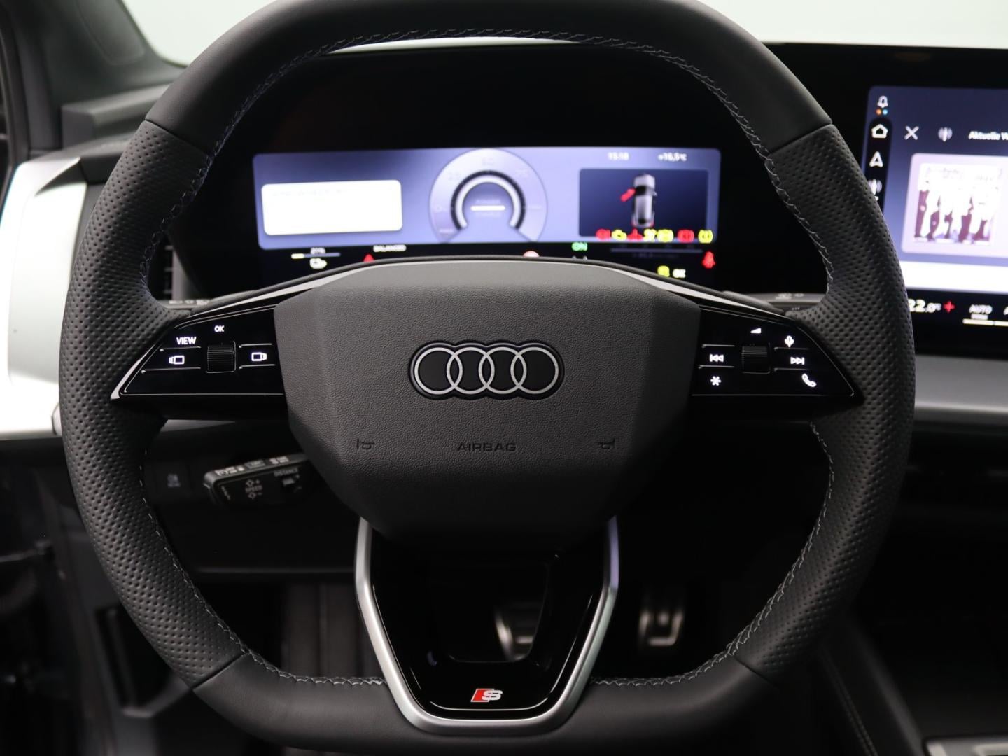 Bild über Audi Q4 Sportback e-tron e-tron quattro 220 kW - für weitere Informationen kontaktieren Sie den Audi Partner