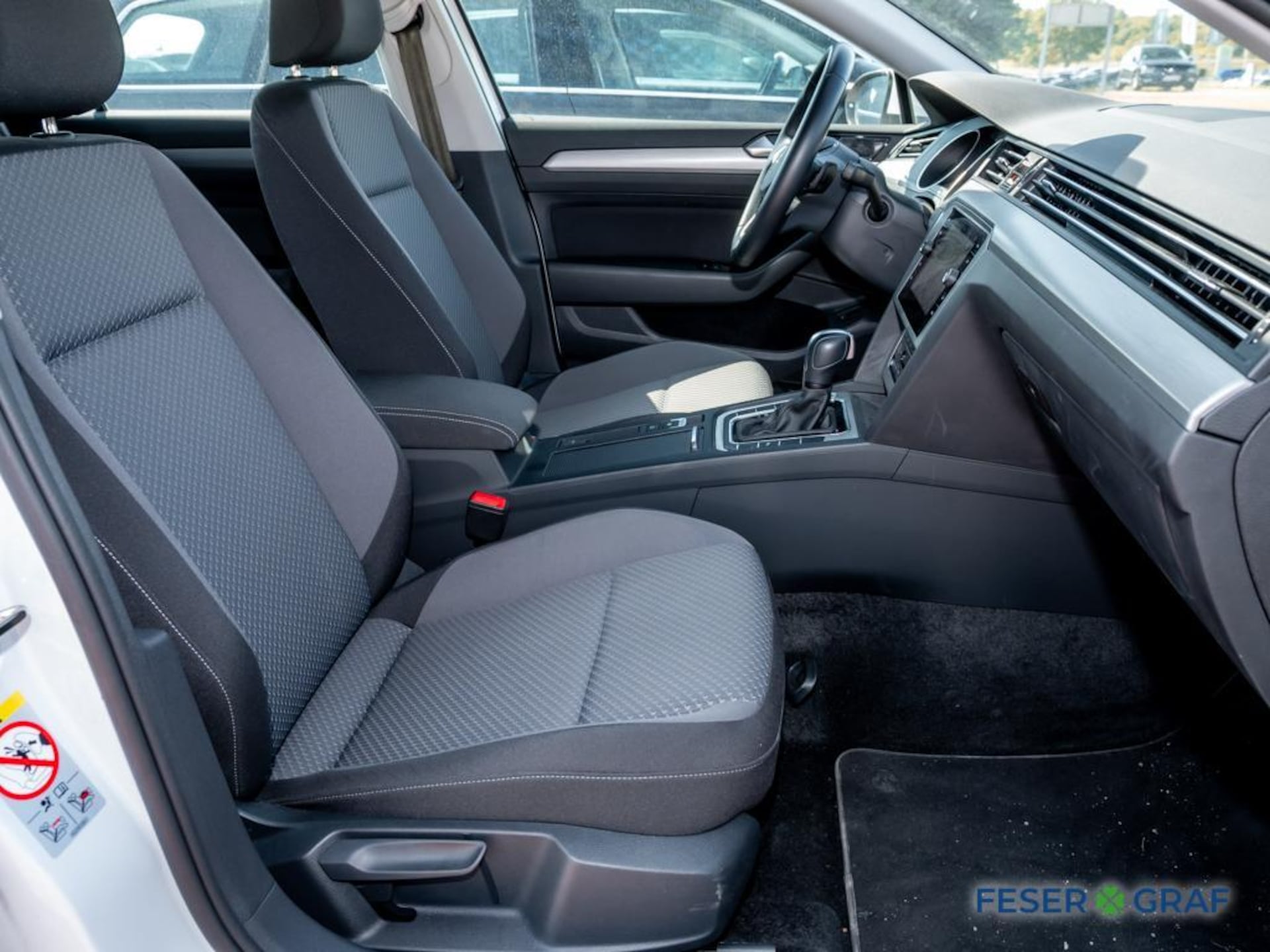 Volkswagen Passat Variant Basis-Modell