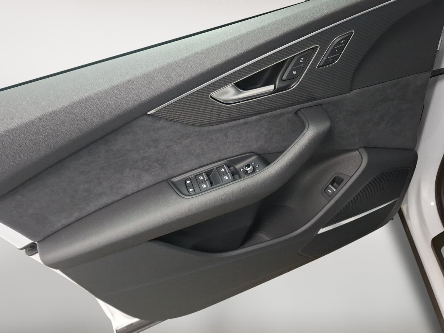 Bild über Audi Q7 SUV S line business TDI quattro 210 kW tiptronic - für weitere Informationen kontaktieren Sie den Audi Partner
