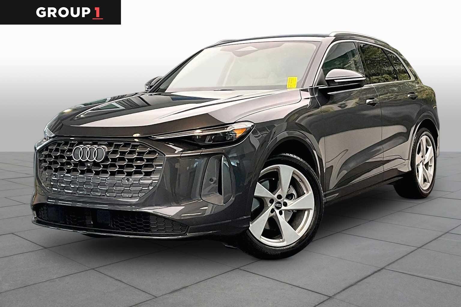 2025 Audi Q5 40 Prestige's photo
