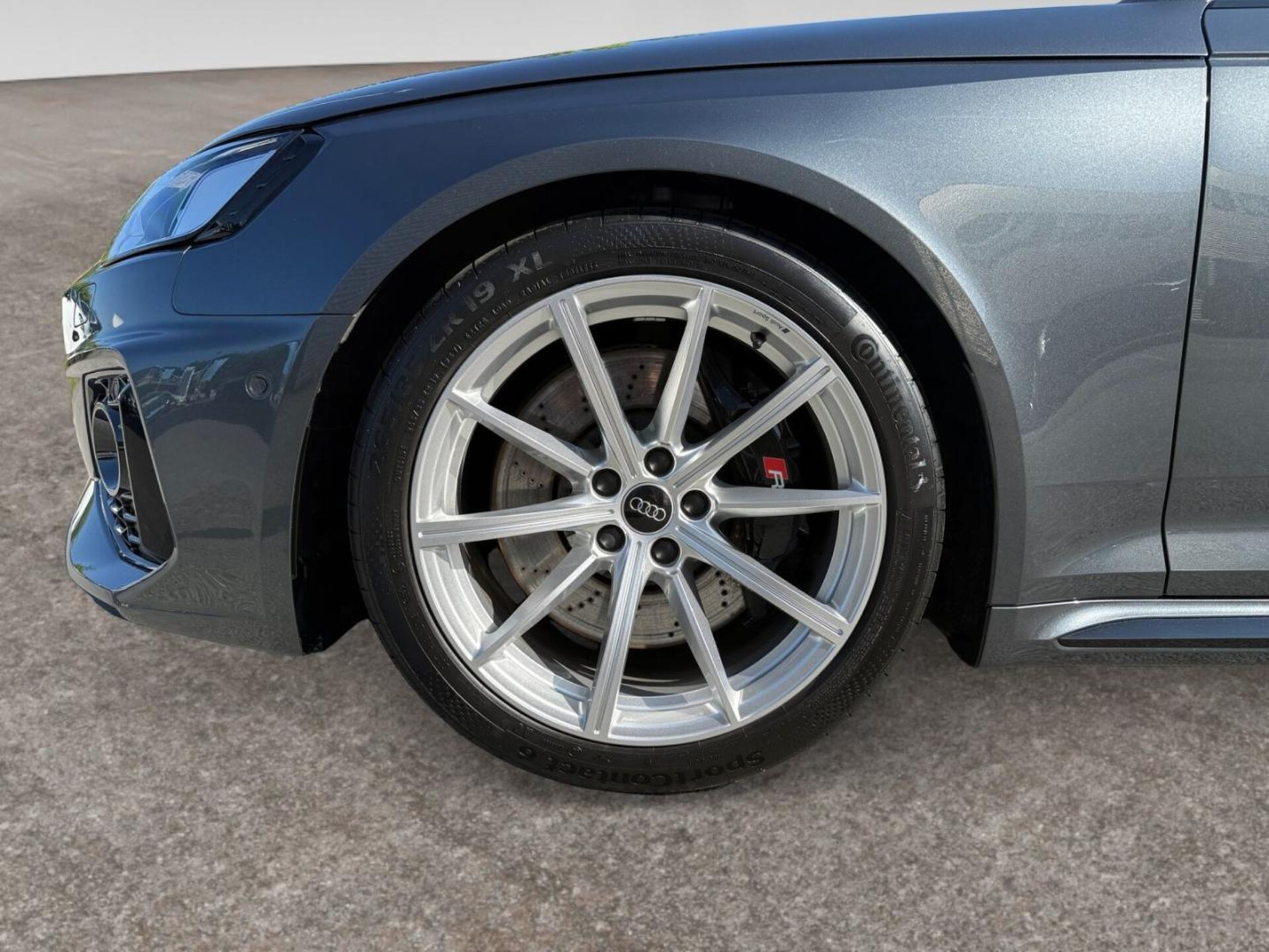 Audi RS 4 Avant